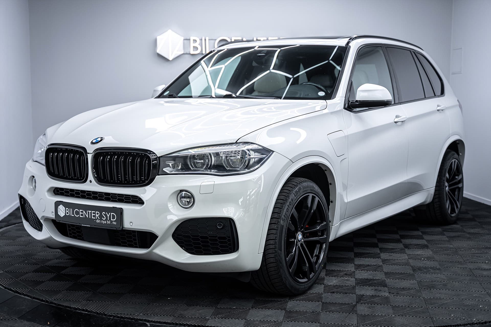 BMW X5 - bild 1