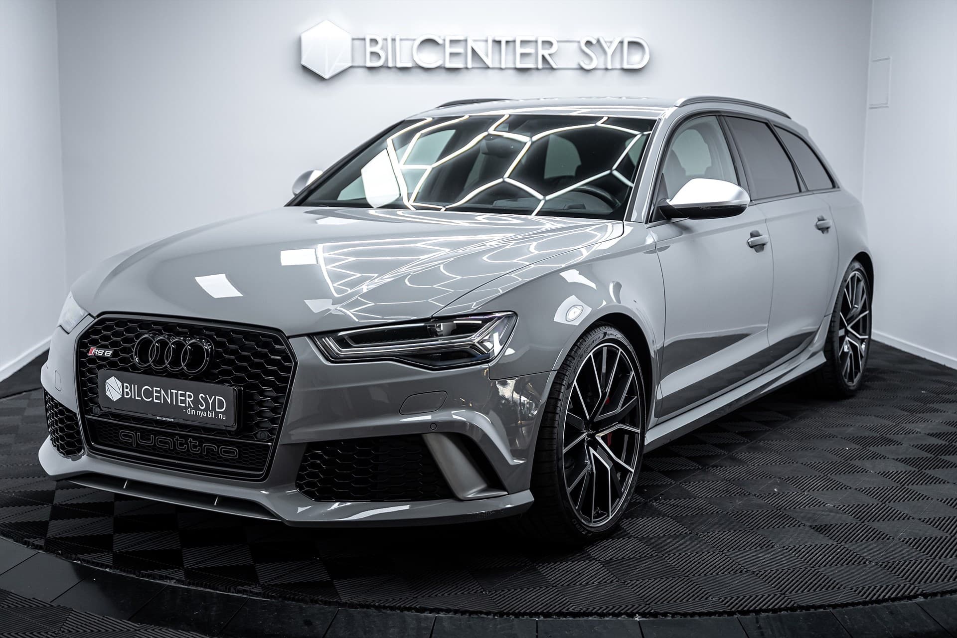Audi RS6 - bild 1