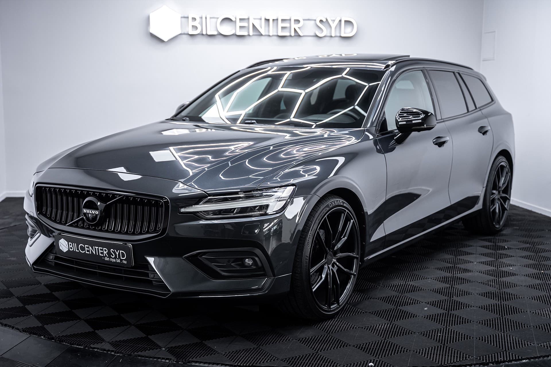 Volvo V60 - bild 1