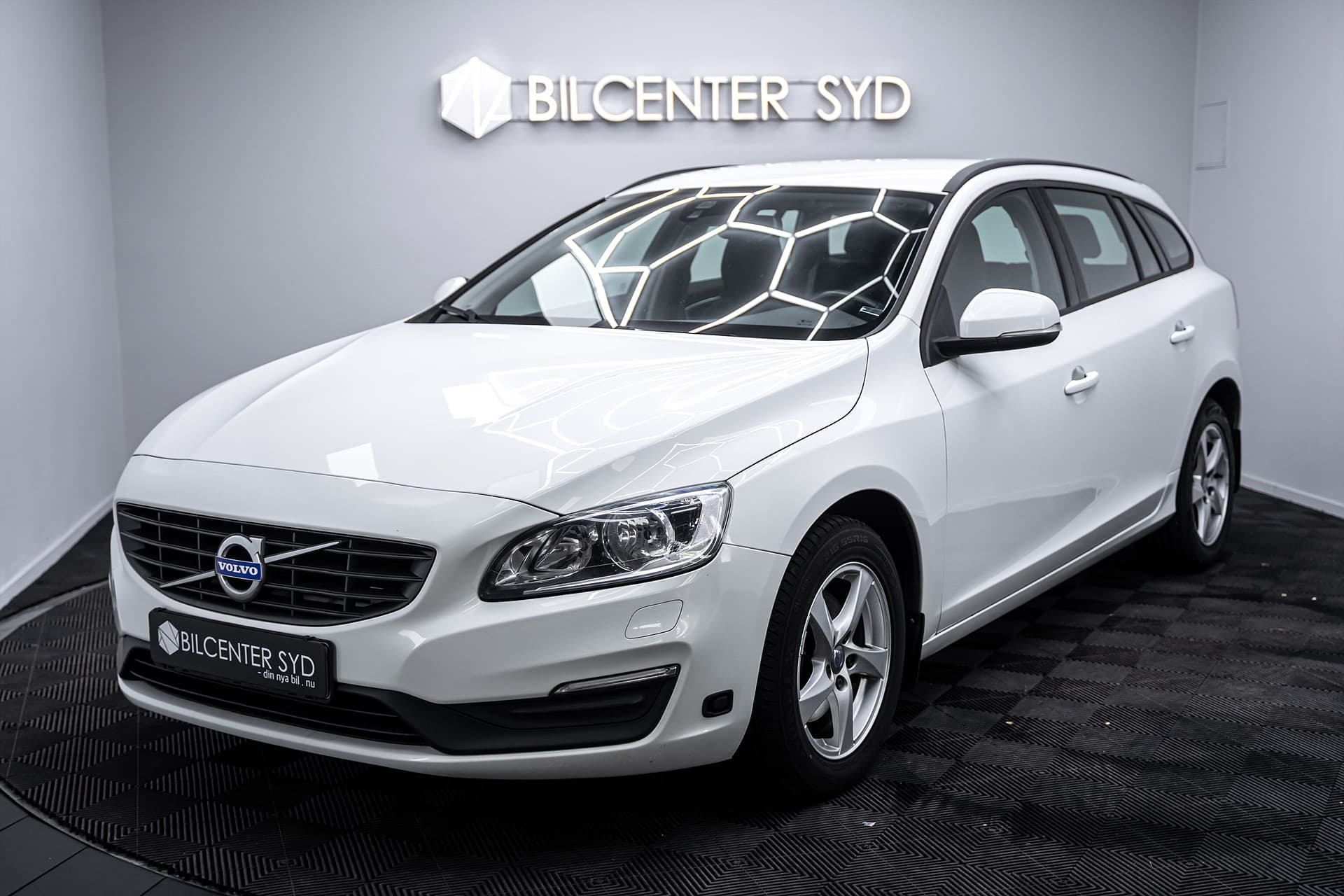 Volvo V60 - bild 1
