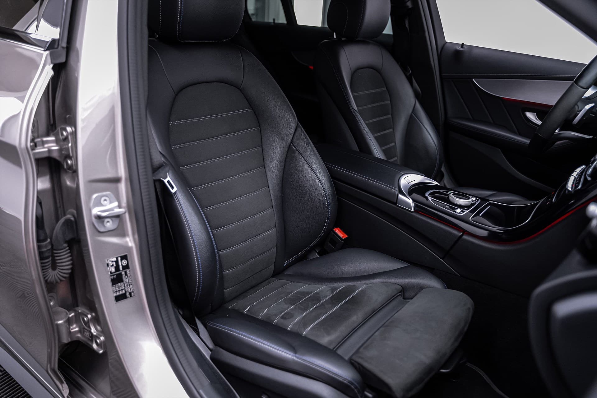 Mercedes-Benz C220 - bild 27