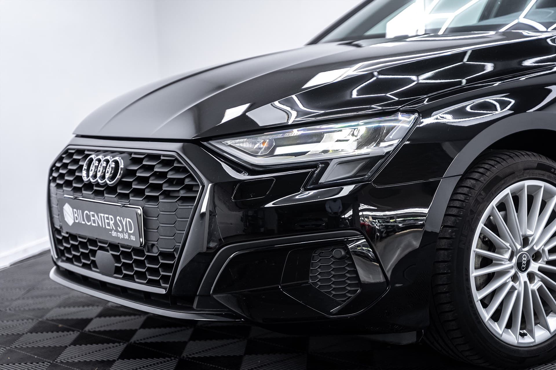 Audi A3 - bild 2