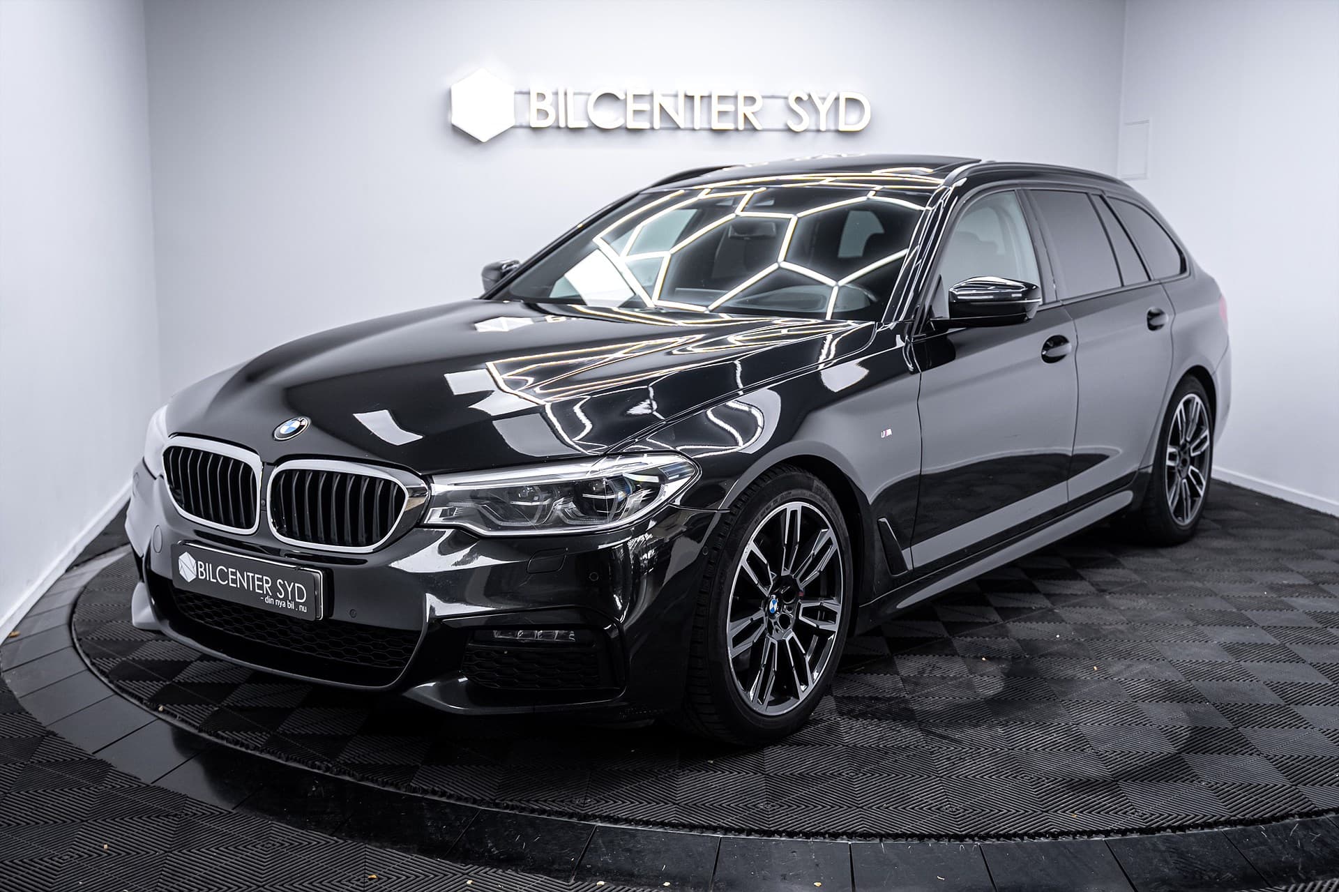 BMW 530 - bild 1