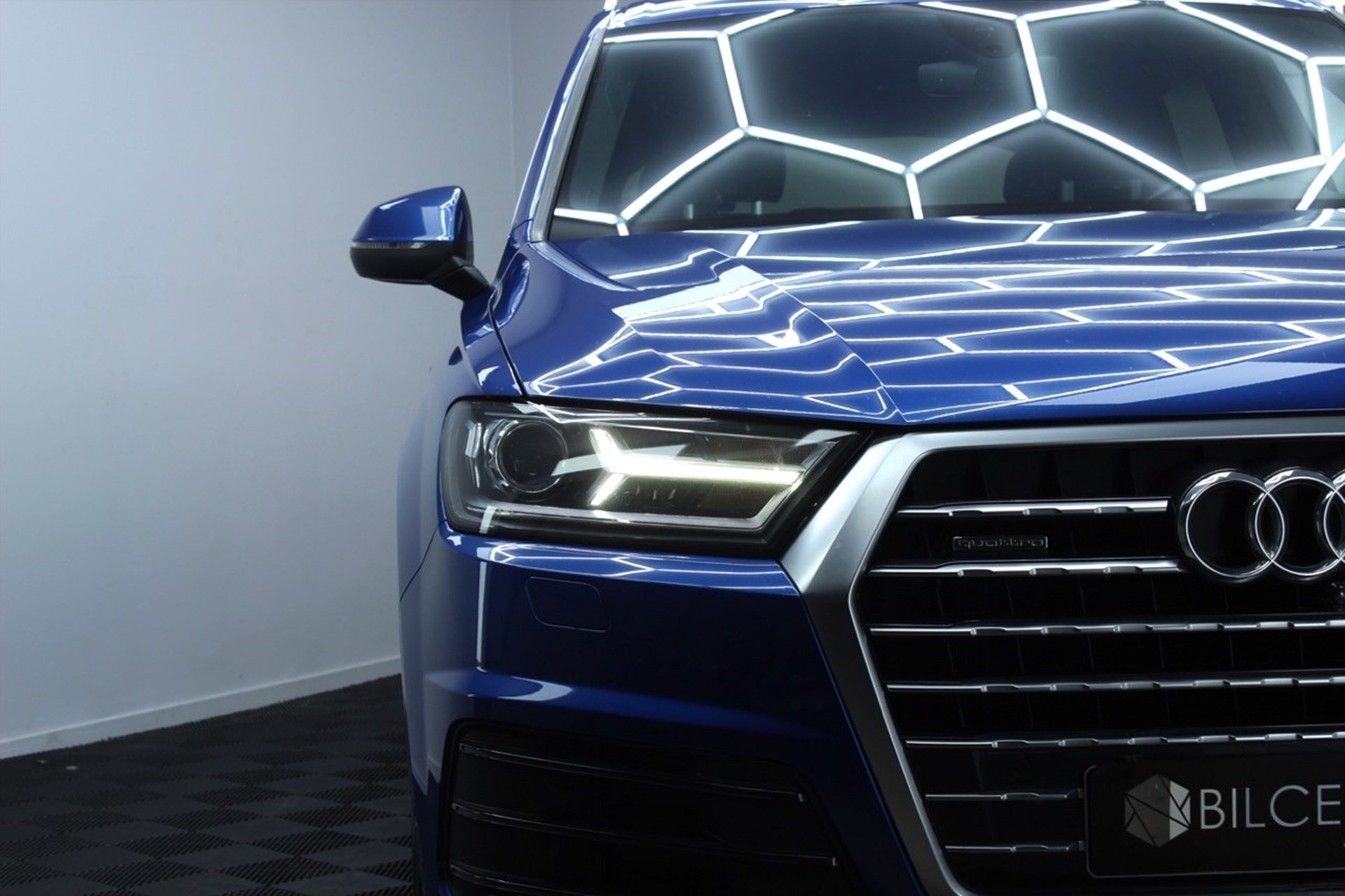 Audi Q7 - bild 8