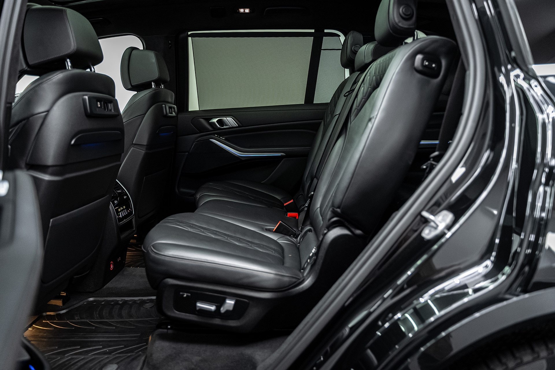 BMW X7 - bild 22
