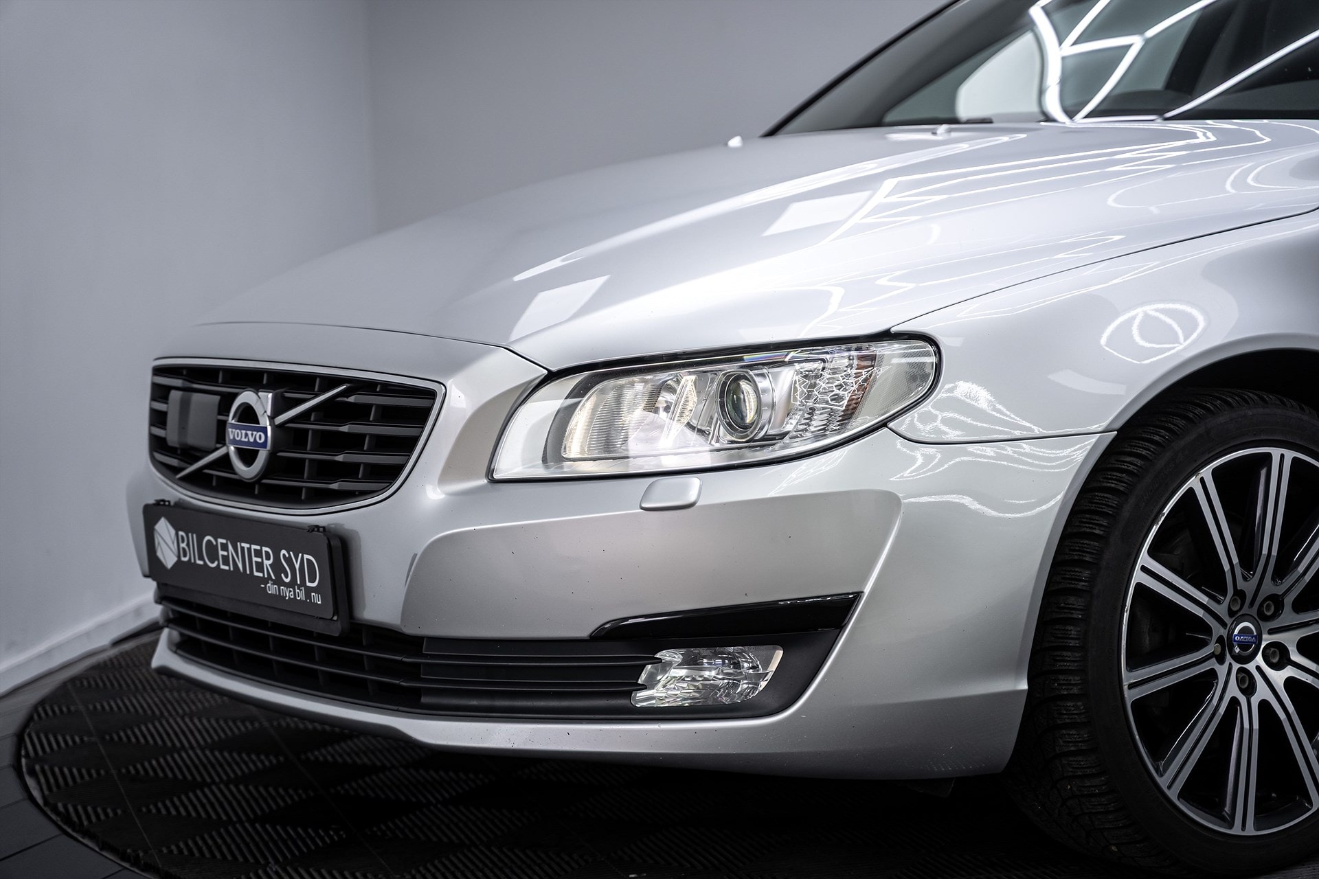 Volvo V70 - bild 2