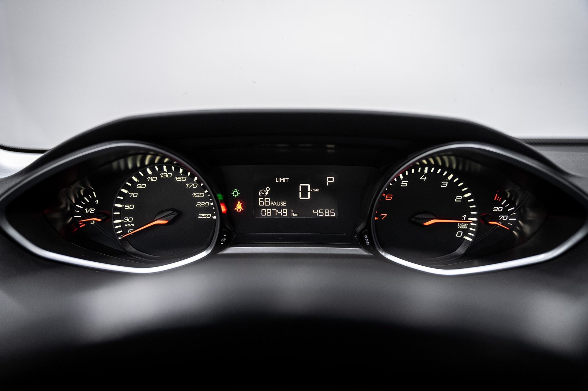 Peugeot 308 - bild 18