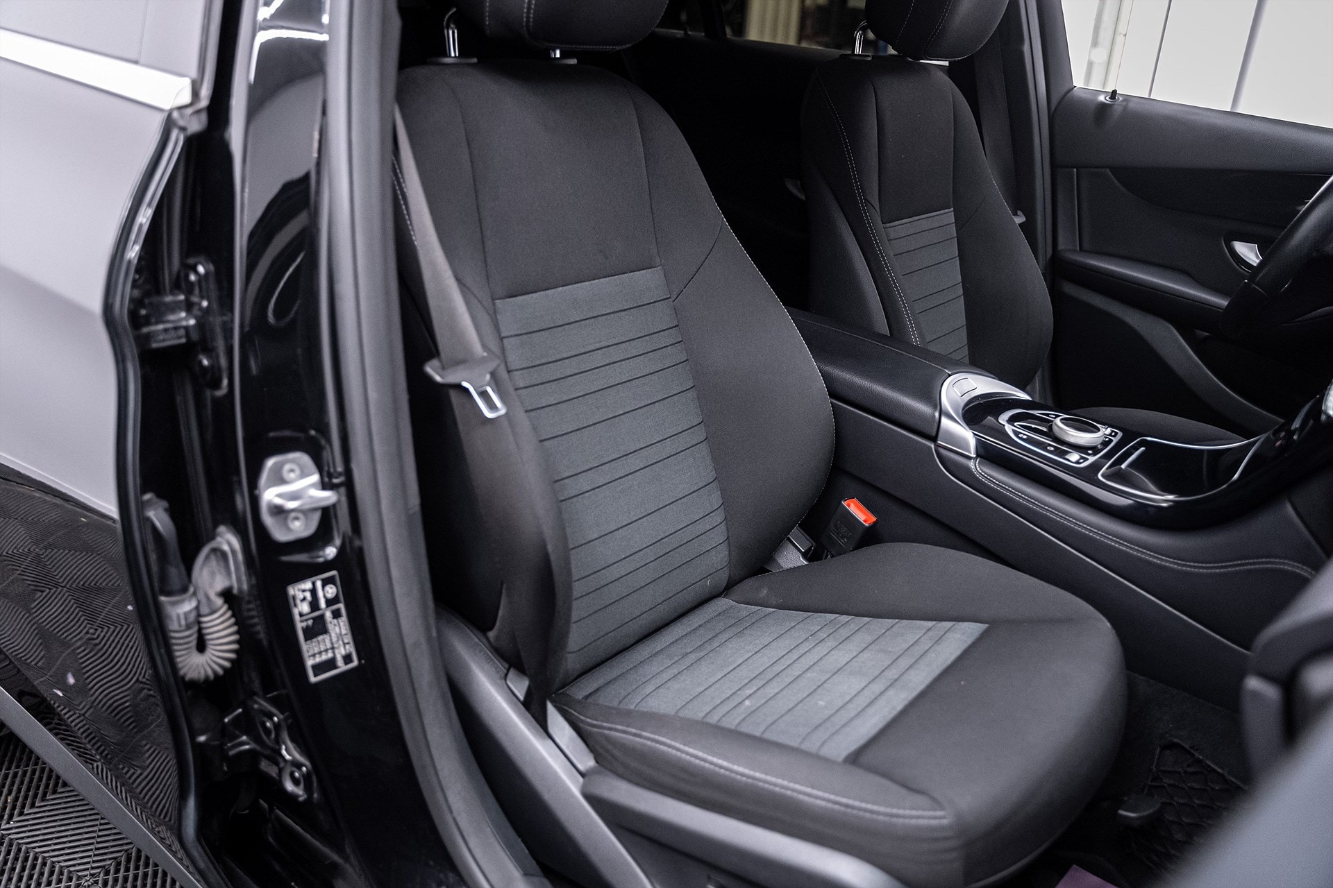 Mercedes-Benz GLC - bild 27