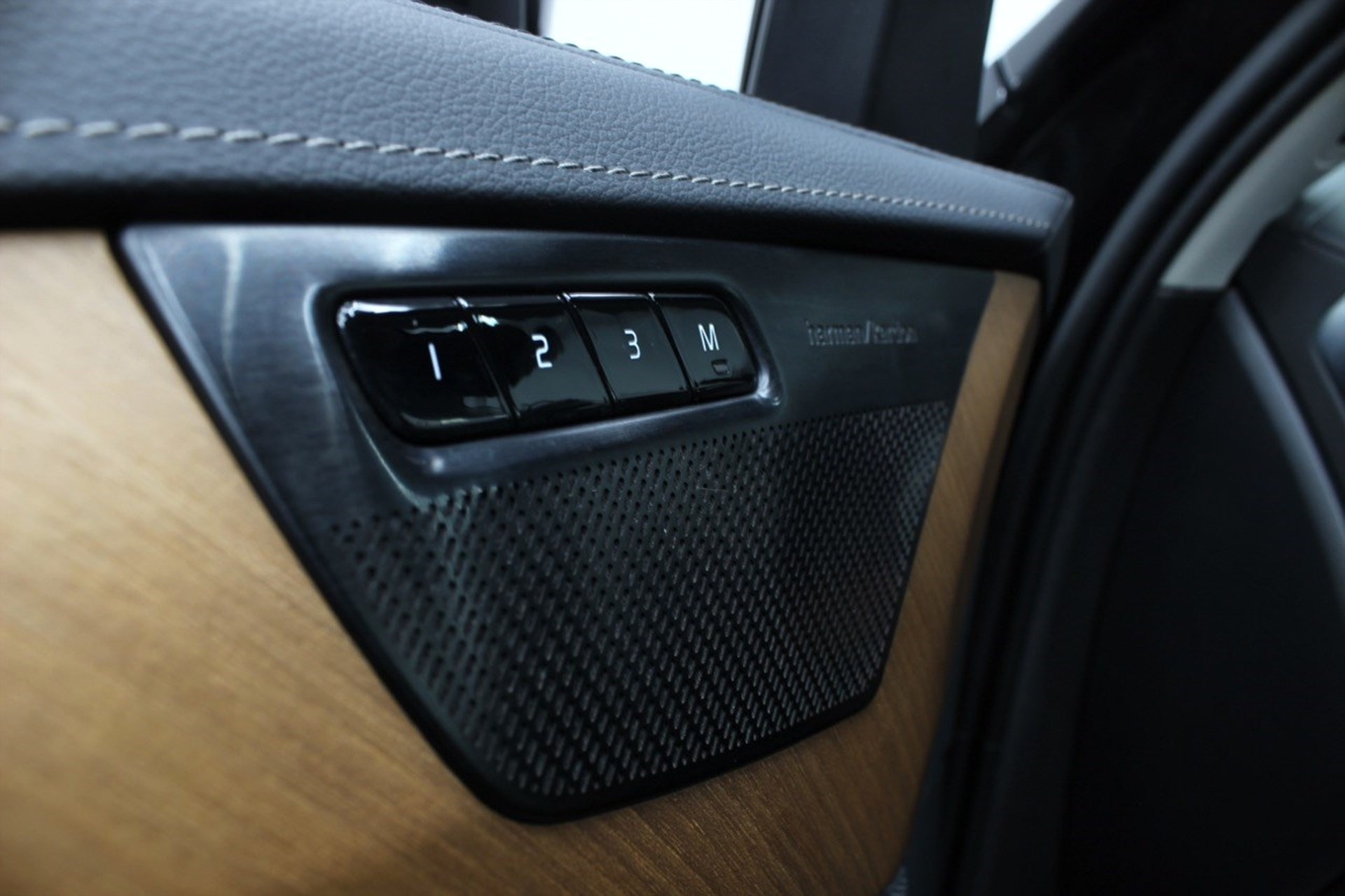 Volvo XC90 - bild 21