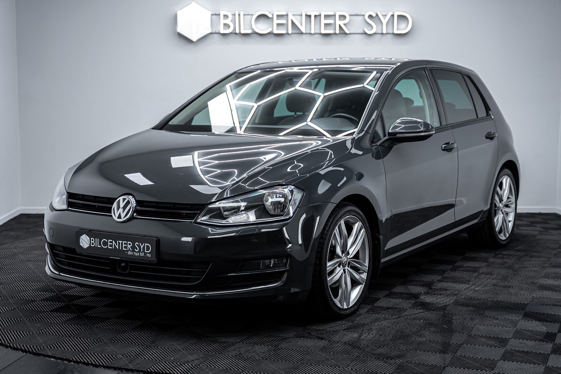 Volkswagen Golf - bild 1