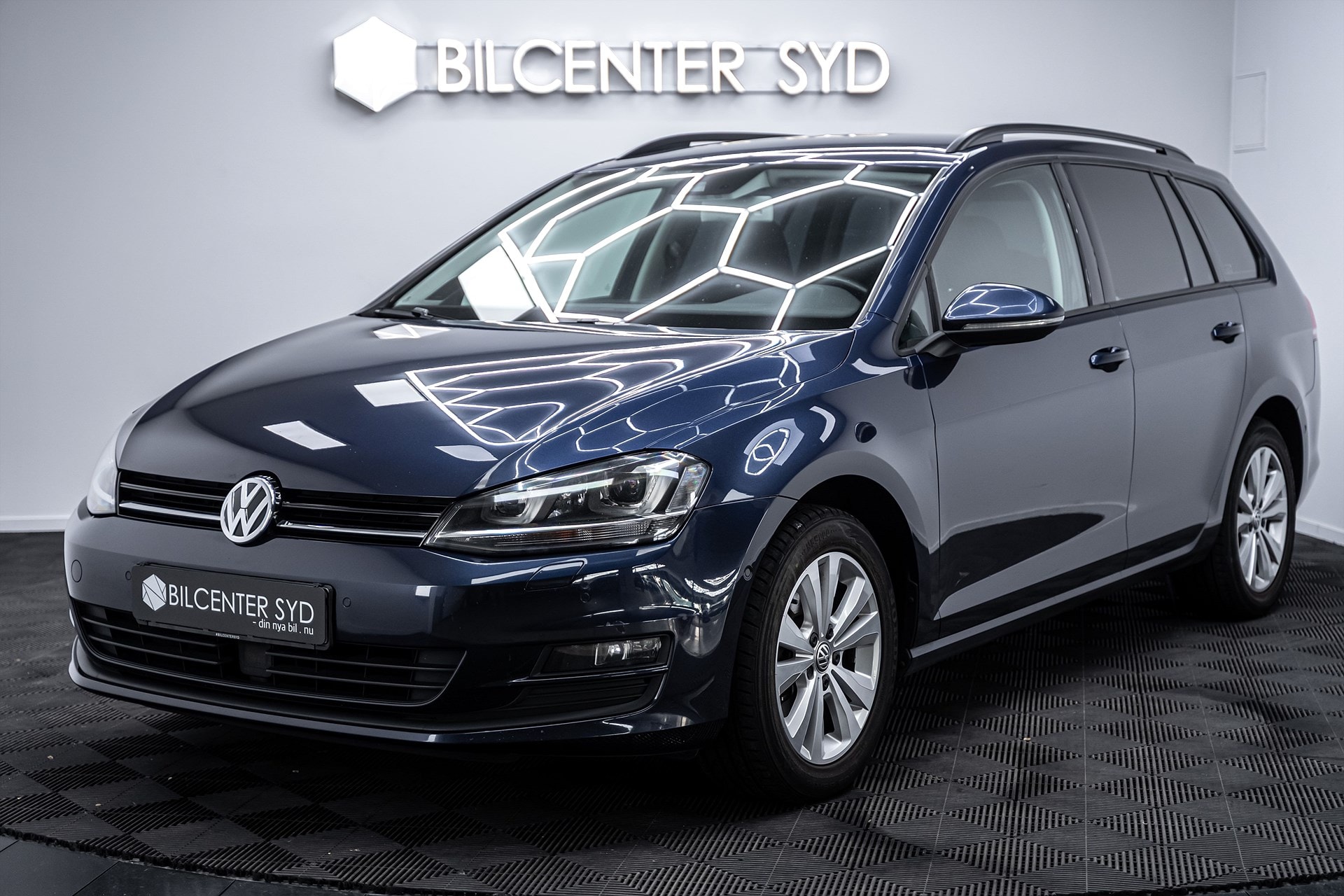Volkswagen Golf - bild 1