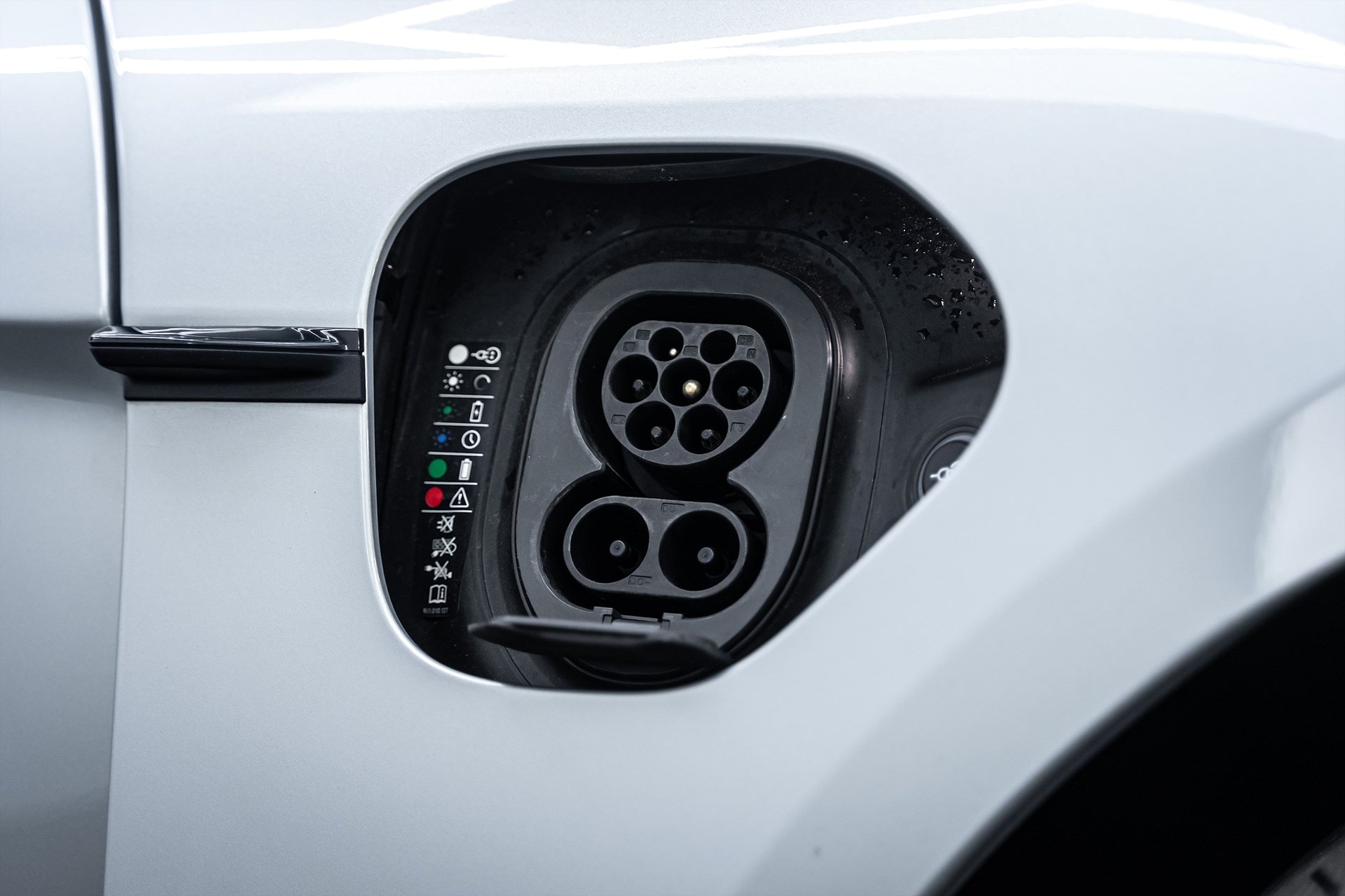 Porsche Taycan 4S - bild 7