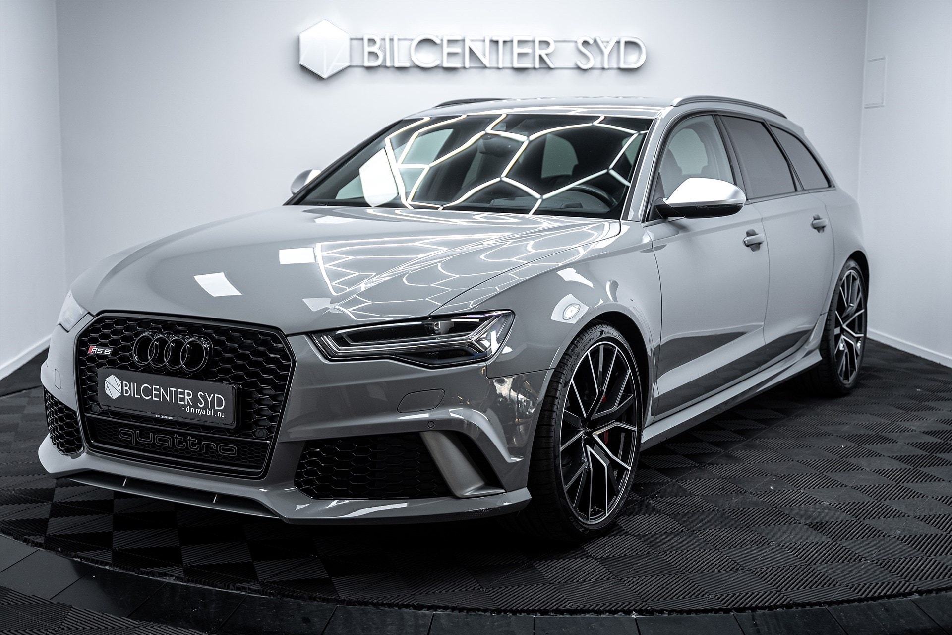 Audi RS6 - bild 1