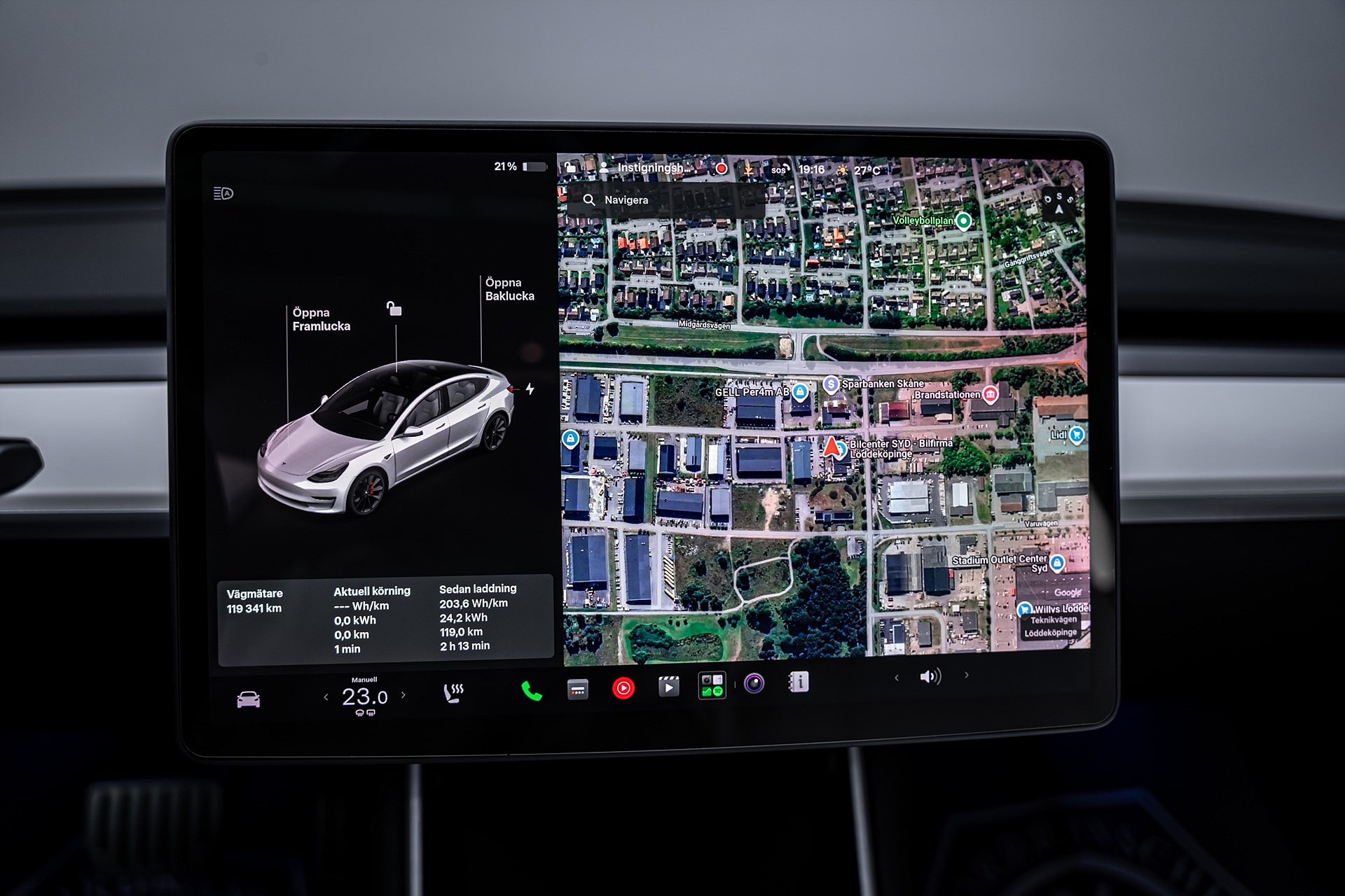 Tesla Model 3 - bild 17