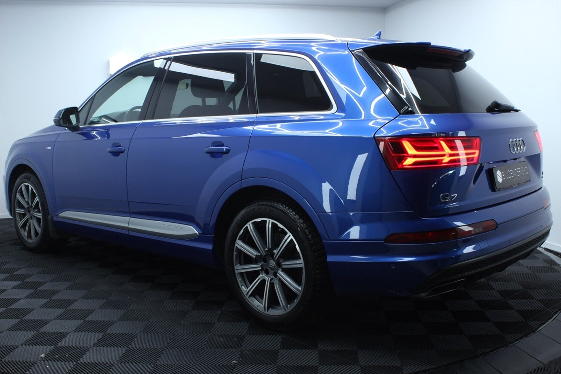 Audi Q7 - bild 15
