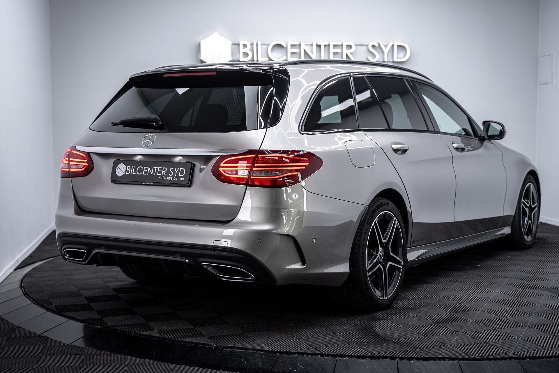 Mercedes-Benz C220 - bild 8