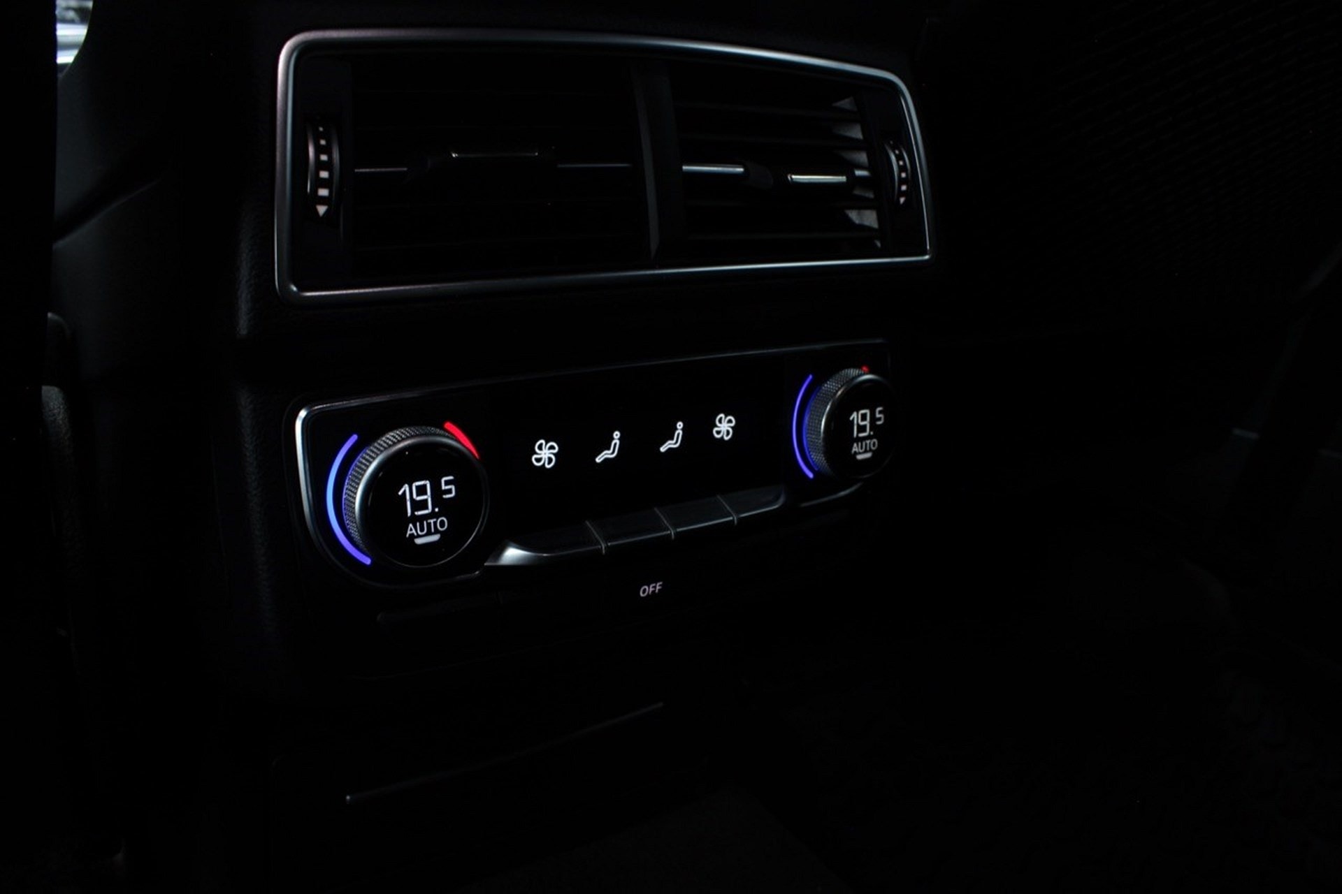 Audi Q7 - bild 25
