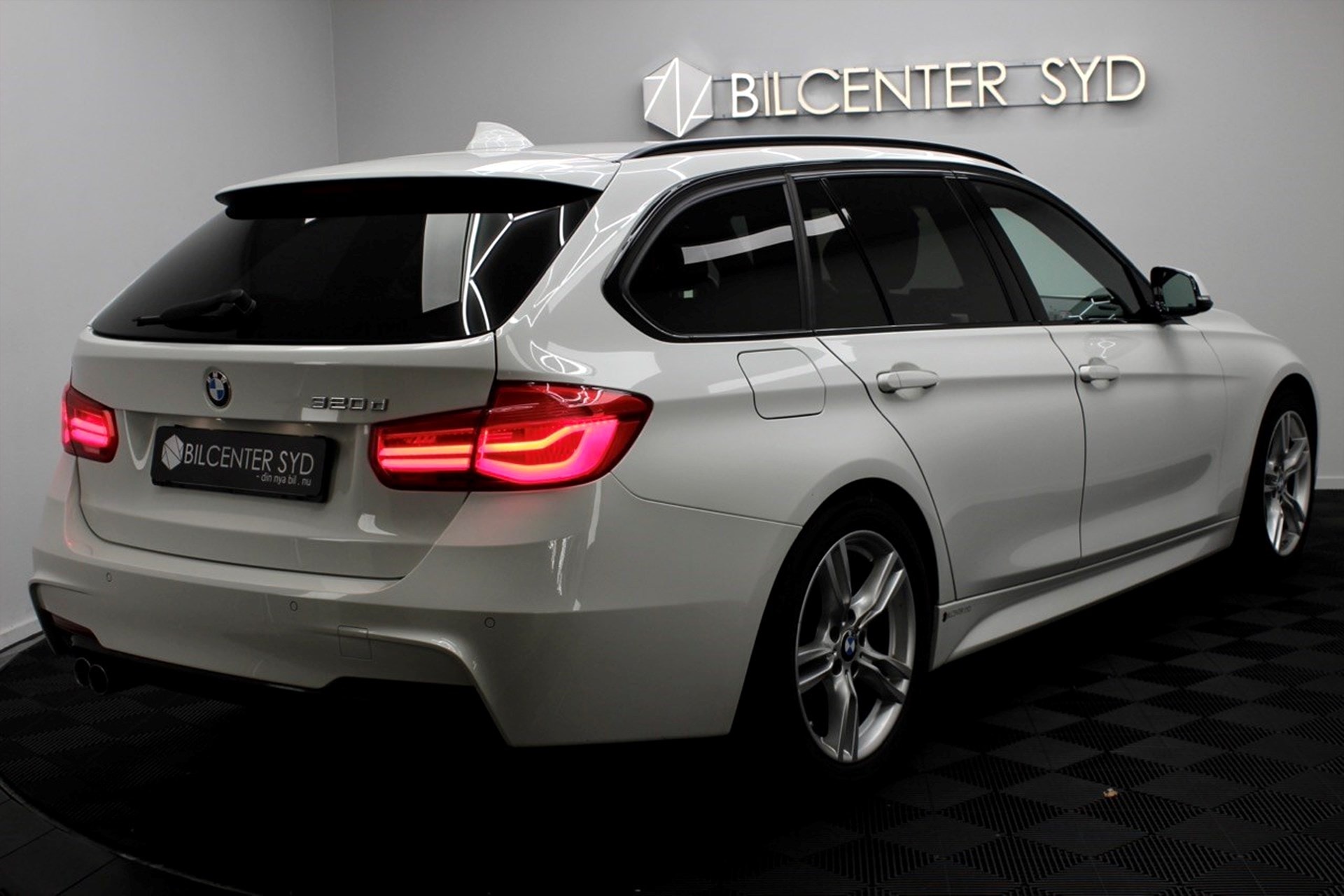 BMW 320 - bild 8