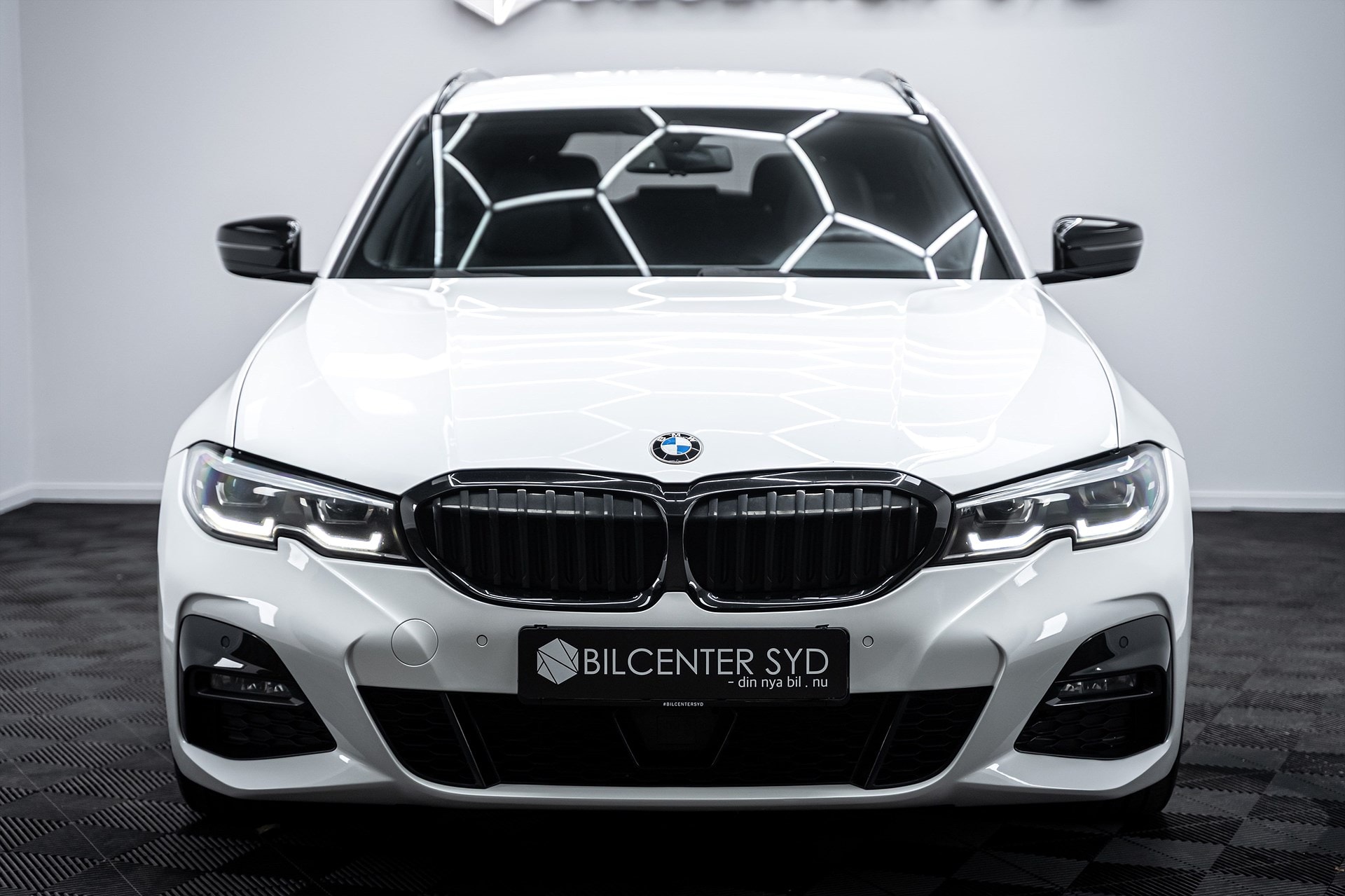 BMW 330 - bild 5