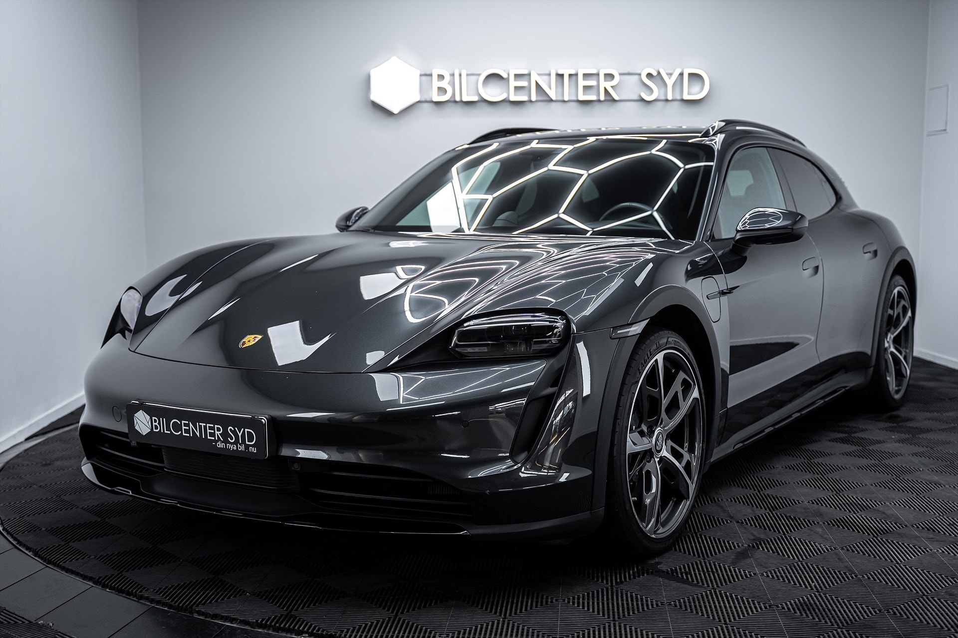 Porsche Taycan - bild 1