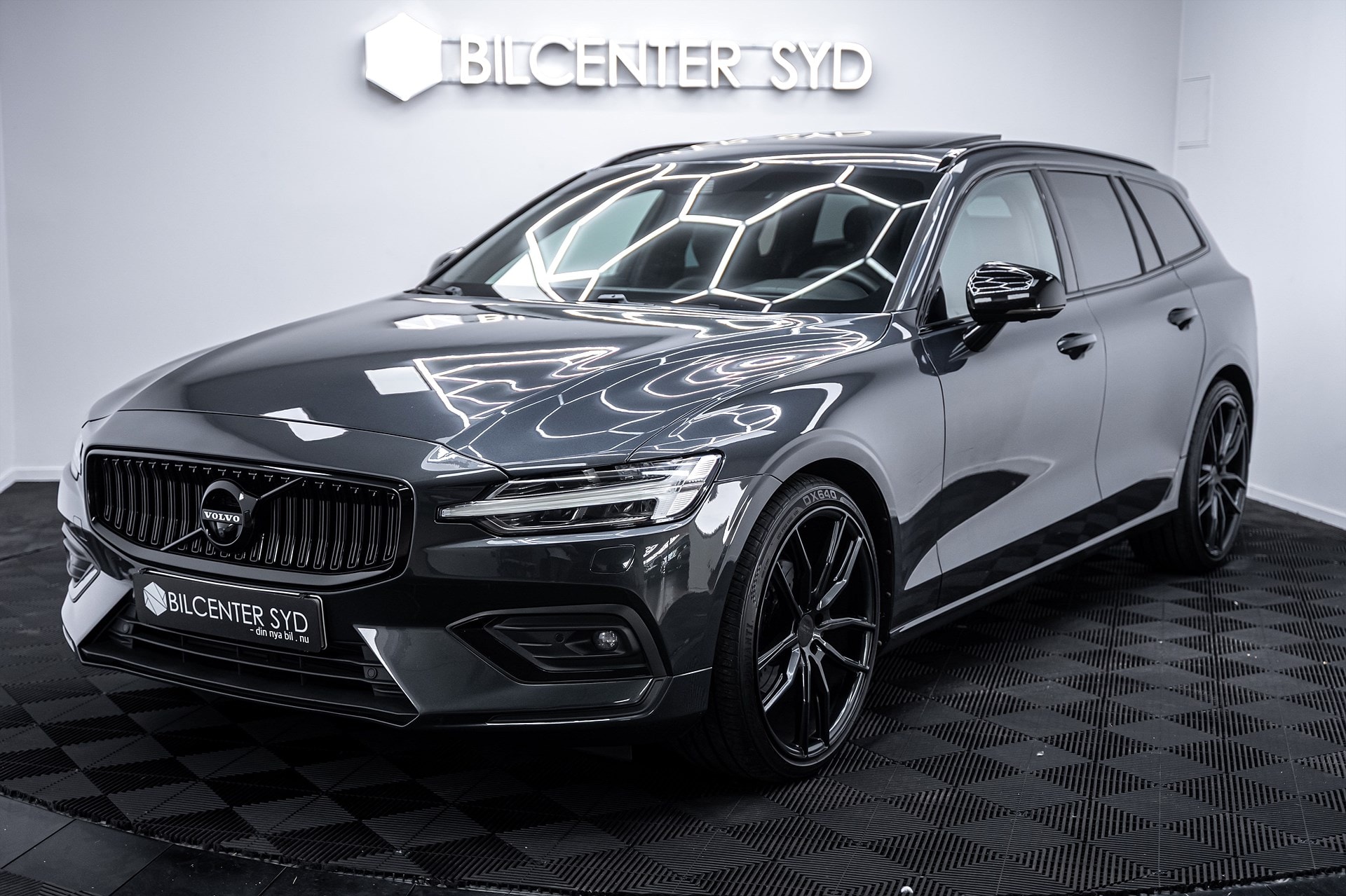 Volvo V60 - bild 1