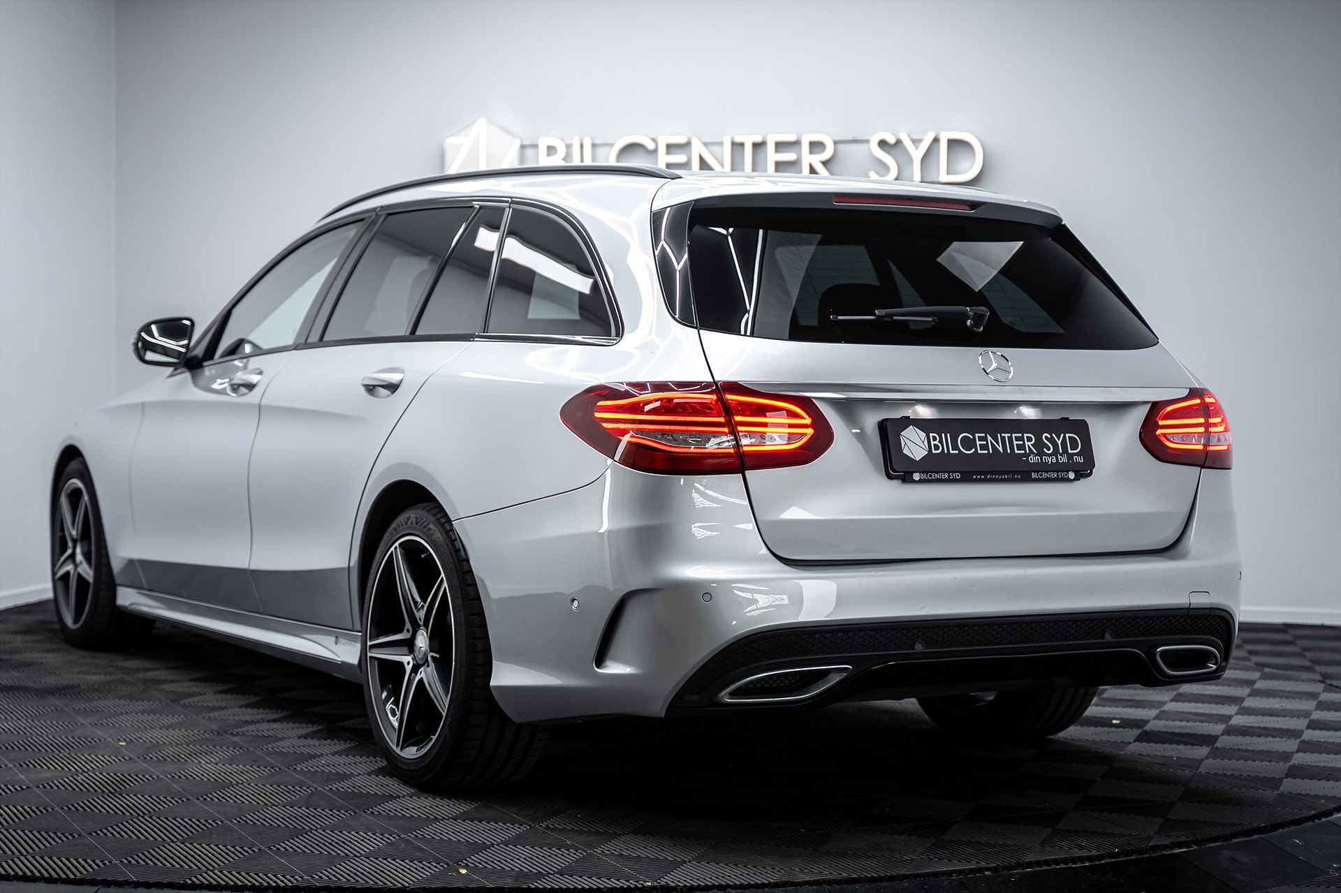 Mercedes-Benz C220 - bild 11