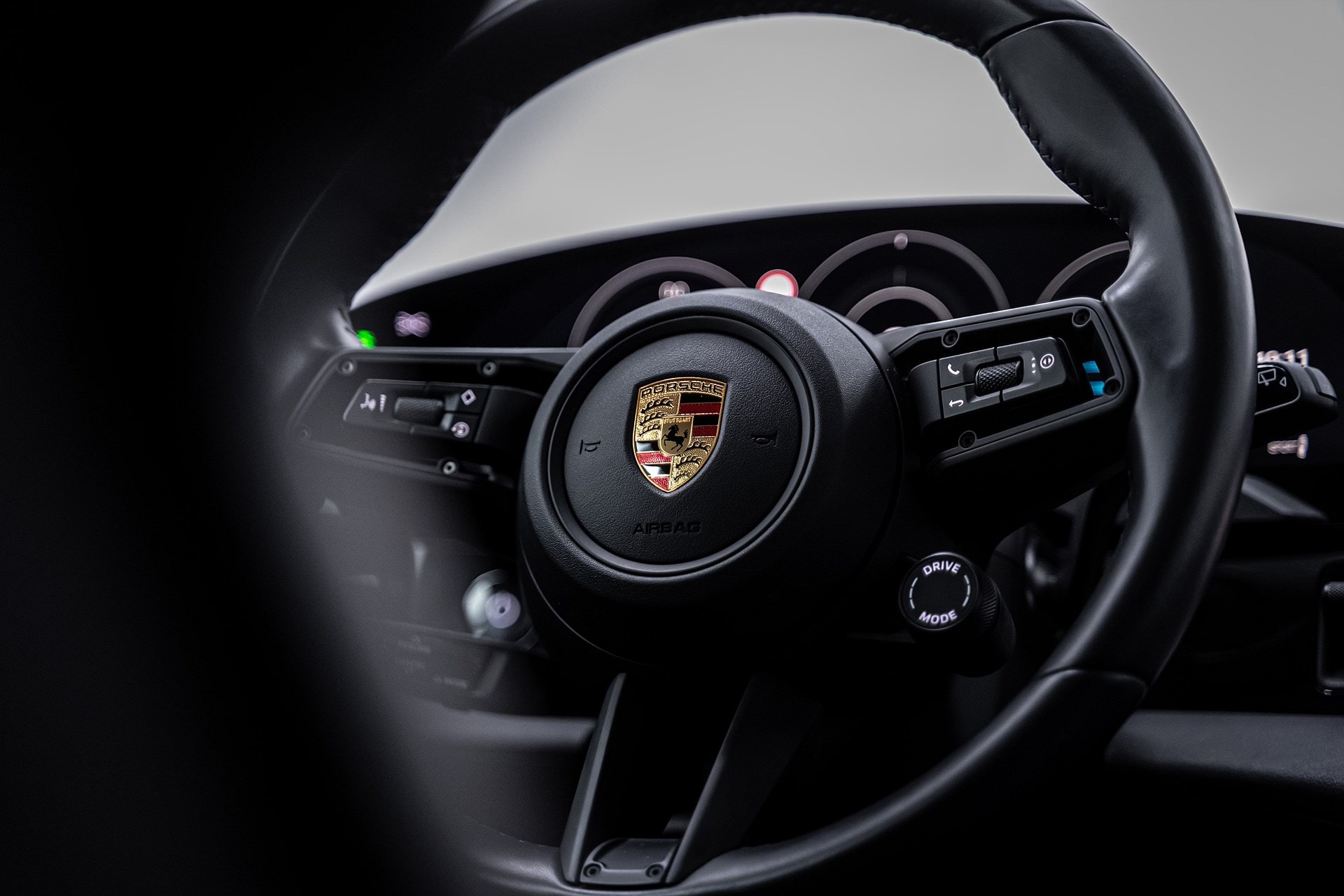 Porsche Taycan - bild 25