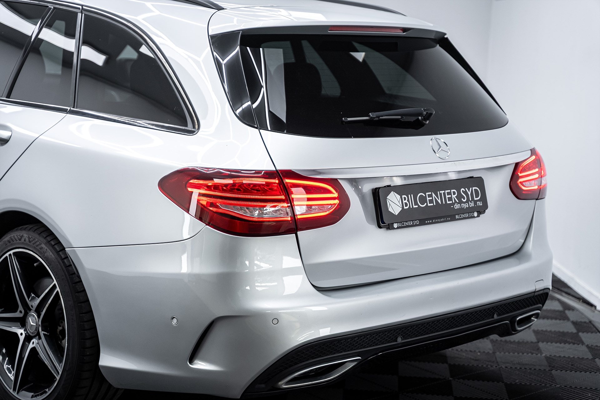 Mercedes-Benz C220 - bild 12
