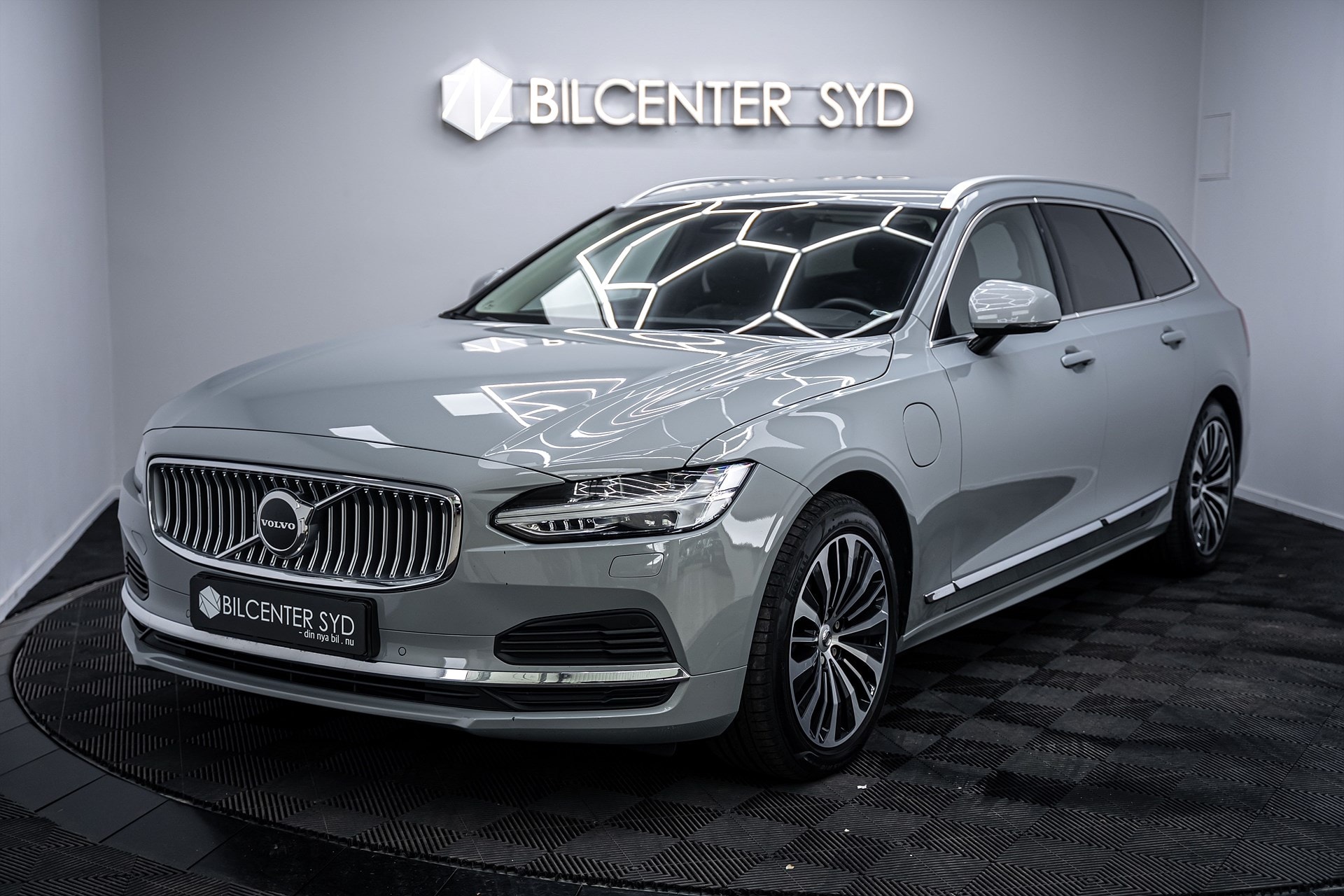 Volvo V90 - bild 1