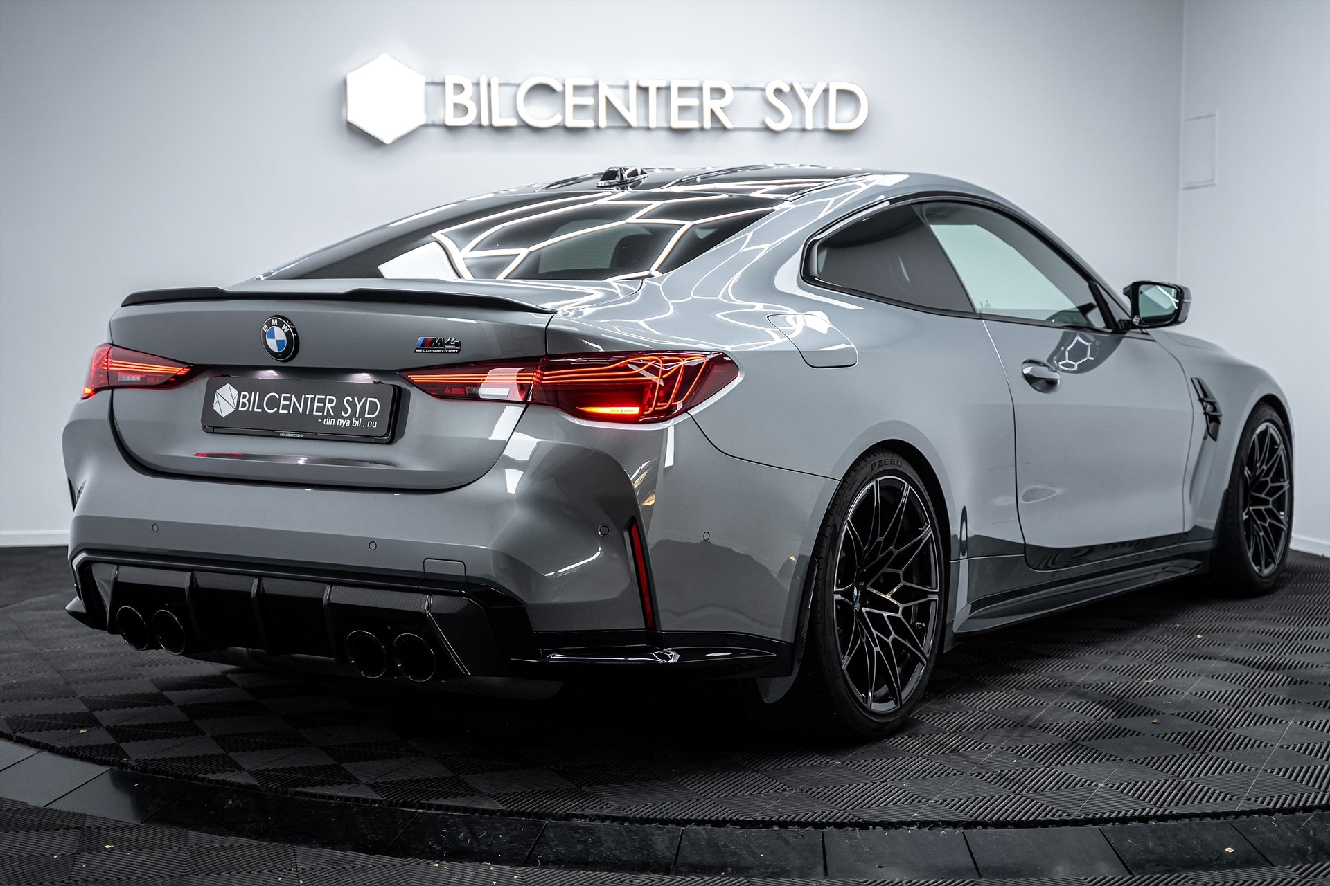 BMW M4 - bild 8