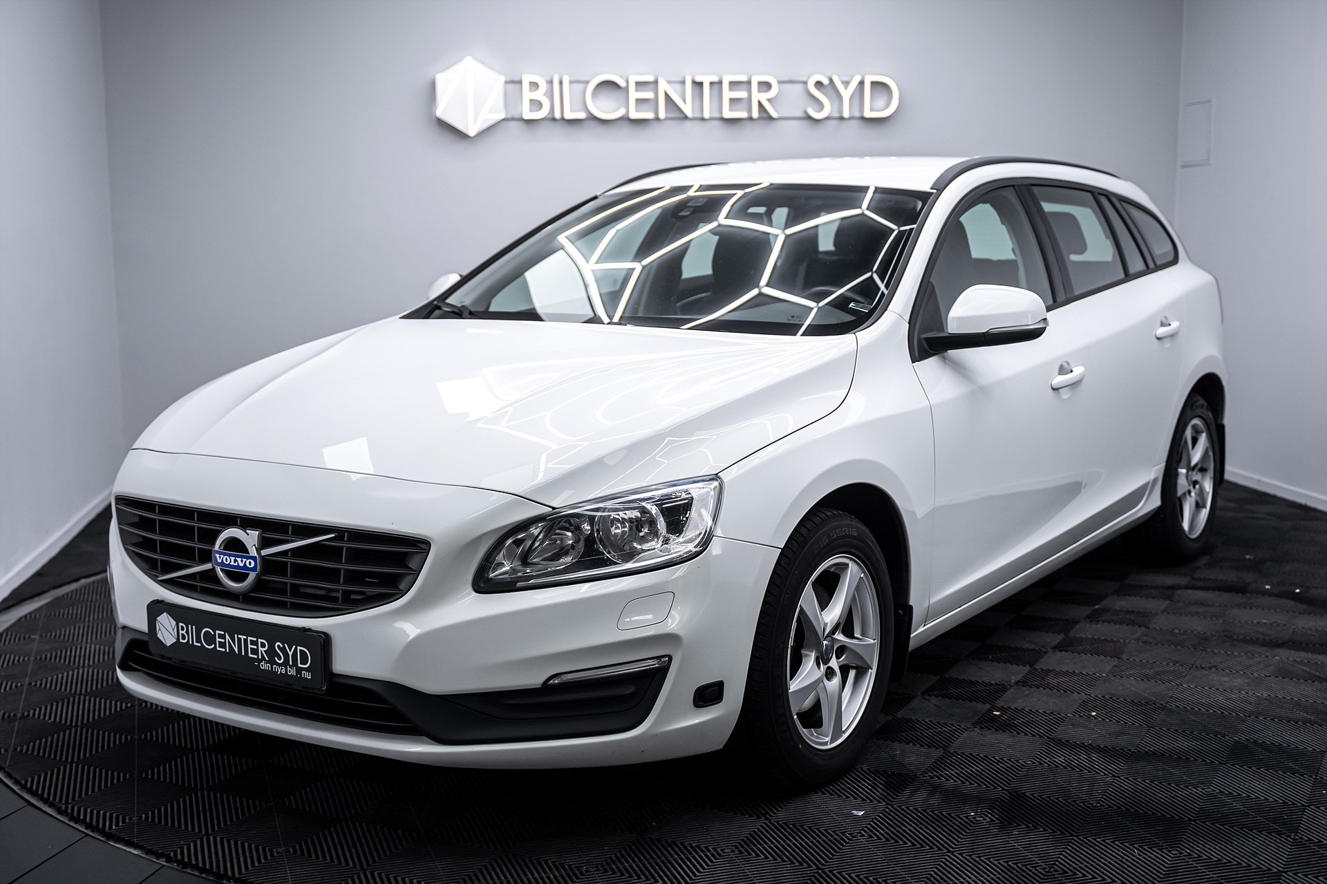 Volvo V60 - bild 1