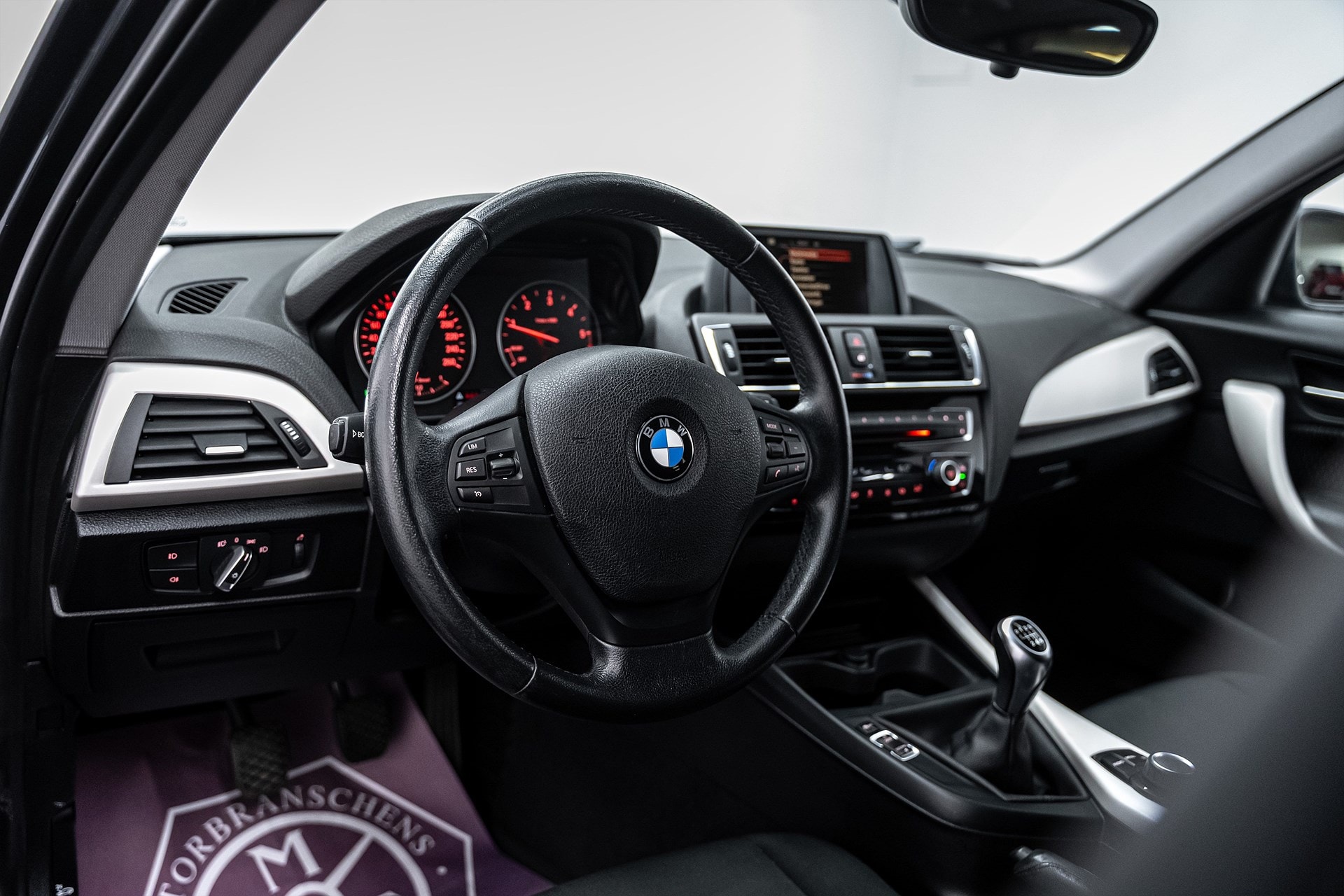 BMW 118d - bild 15