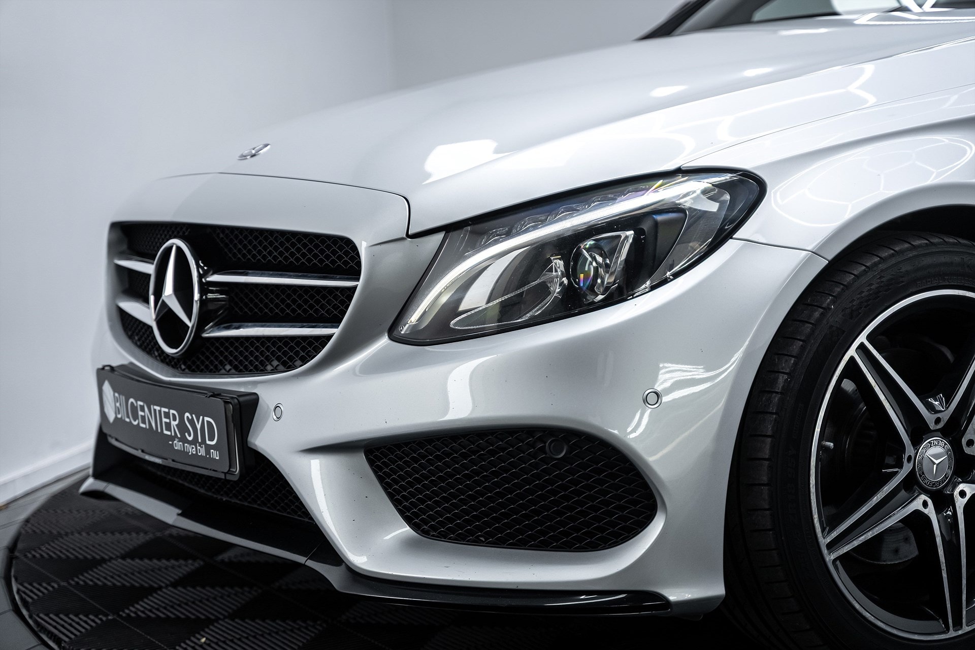 Mercedes-Benz C220 - bild 2