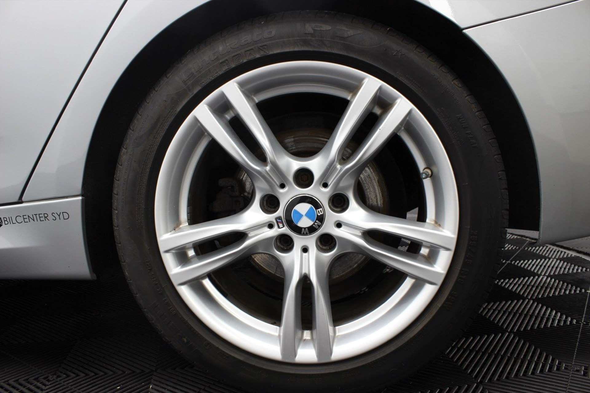 BMW 320 - bild 12