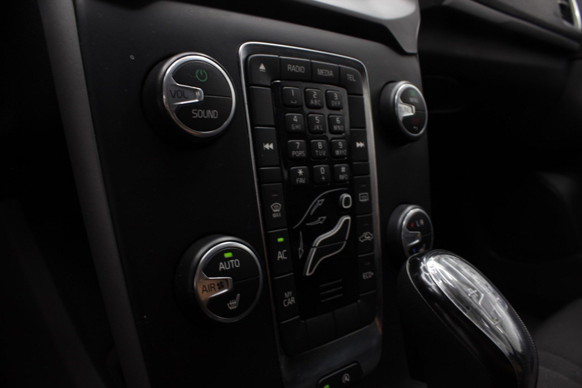Volvo V40 - bild 15