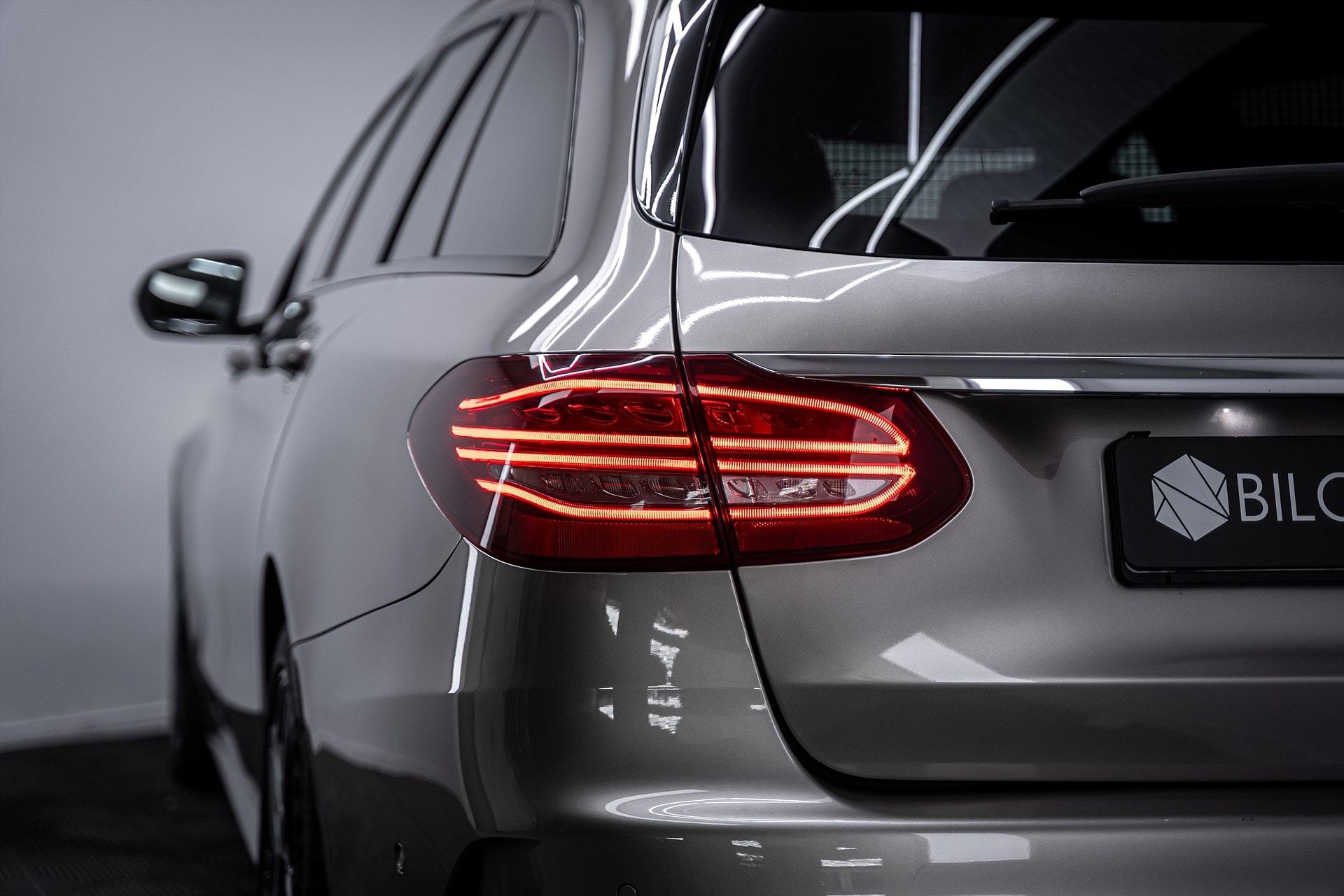 Mercedes-Benz C220 - bild 13