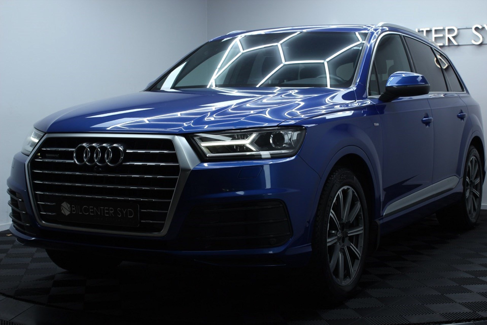 Audi Q7 - bild 4