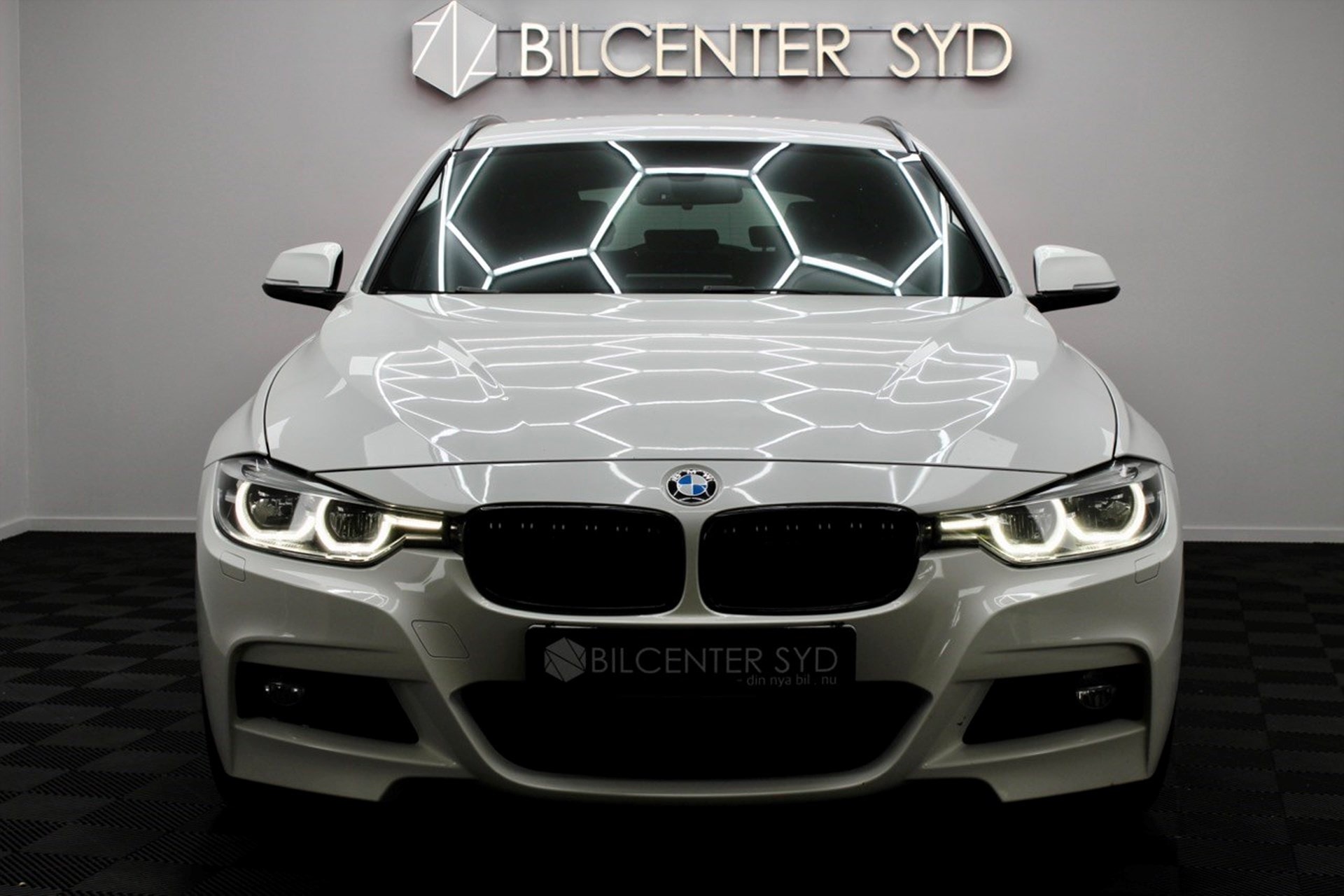 BMW 320 - bild 3