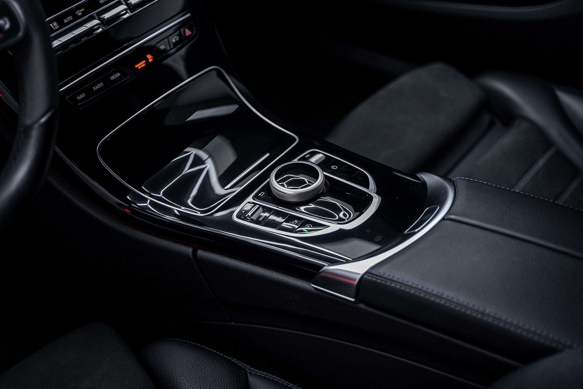 Mercedes-Benz C220 - bild 17