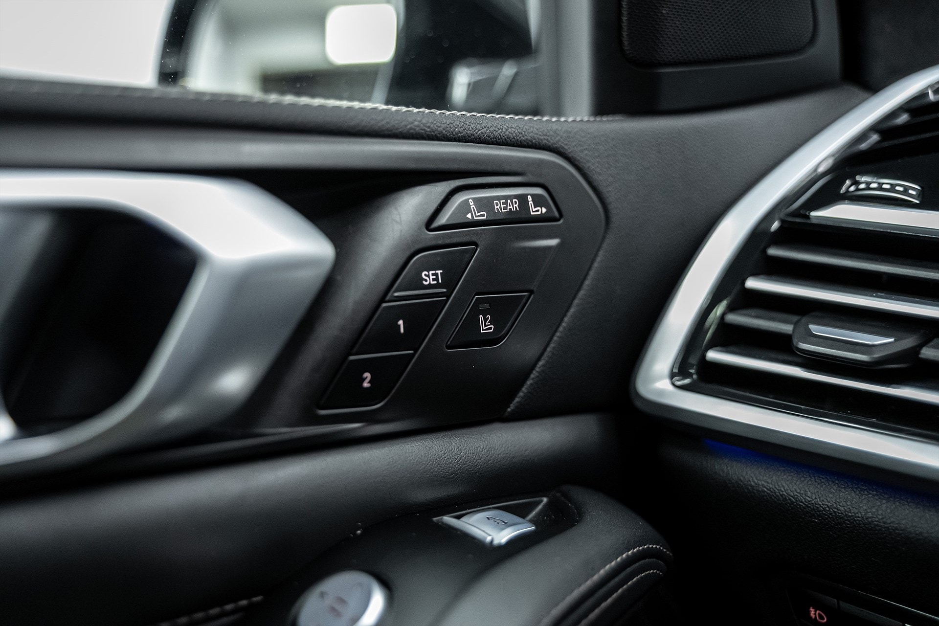 BMW X7 - bild 20