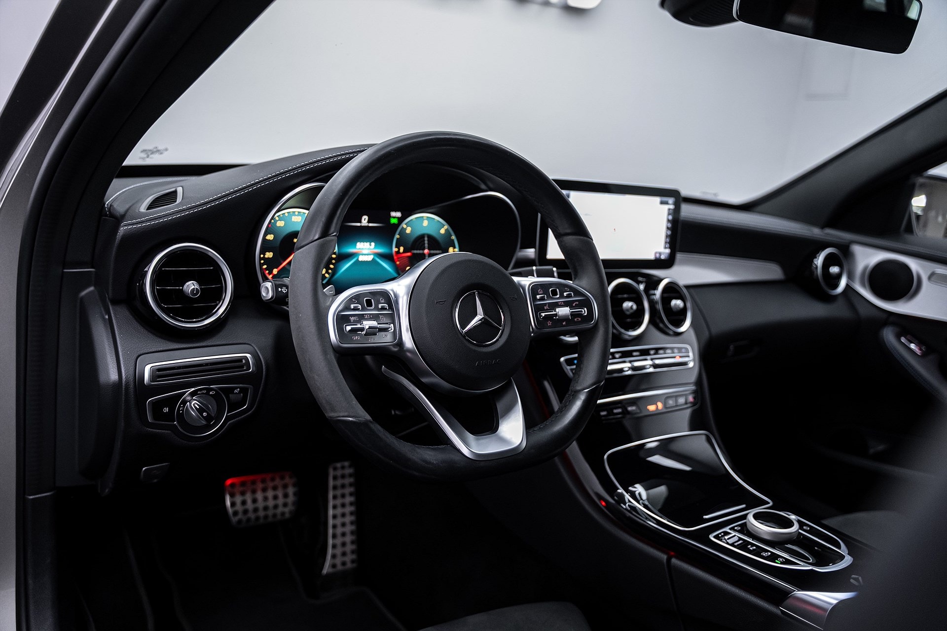 Mercedes-Benz C220 - bild 16