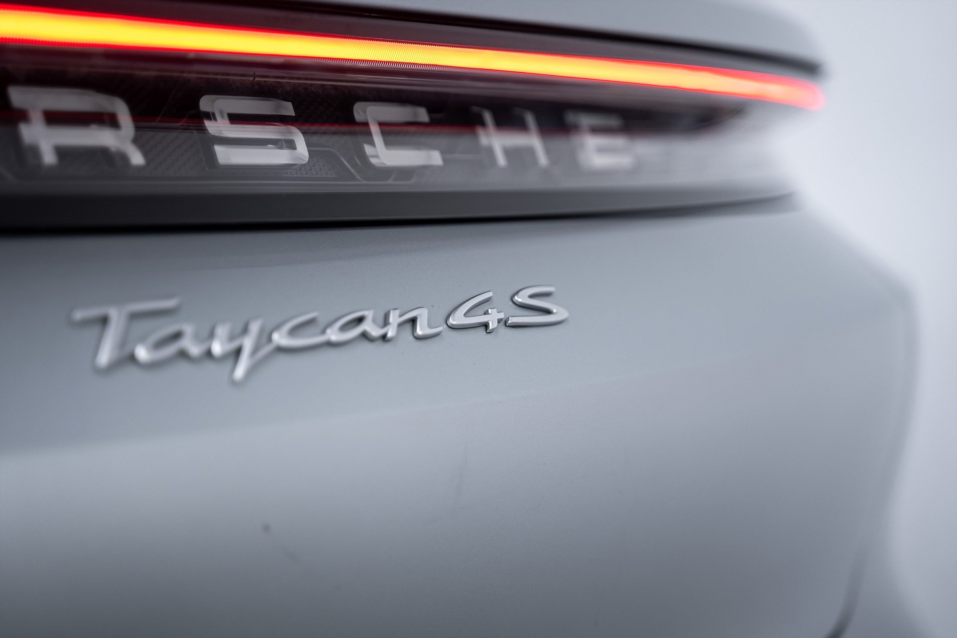 Porsche Taycan 4S - bild 13