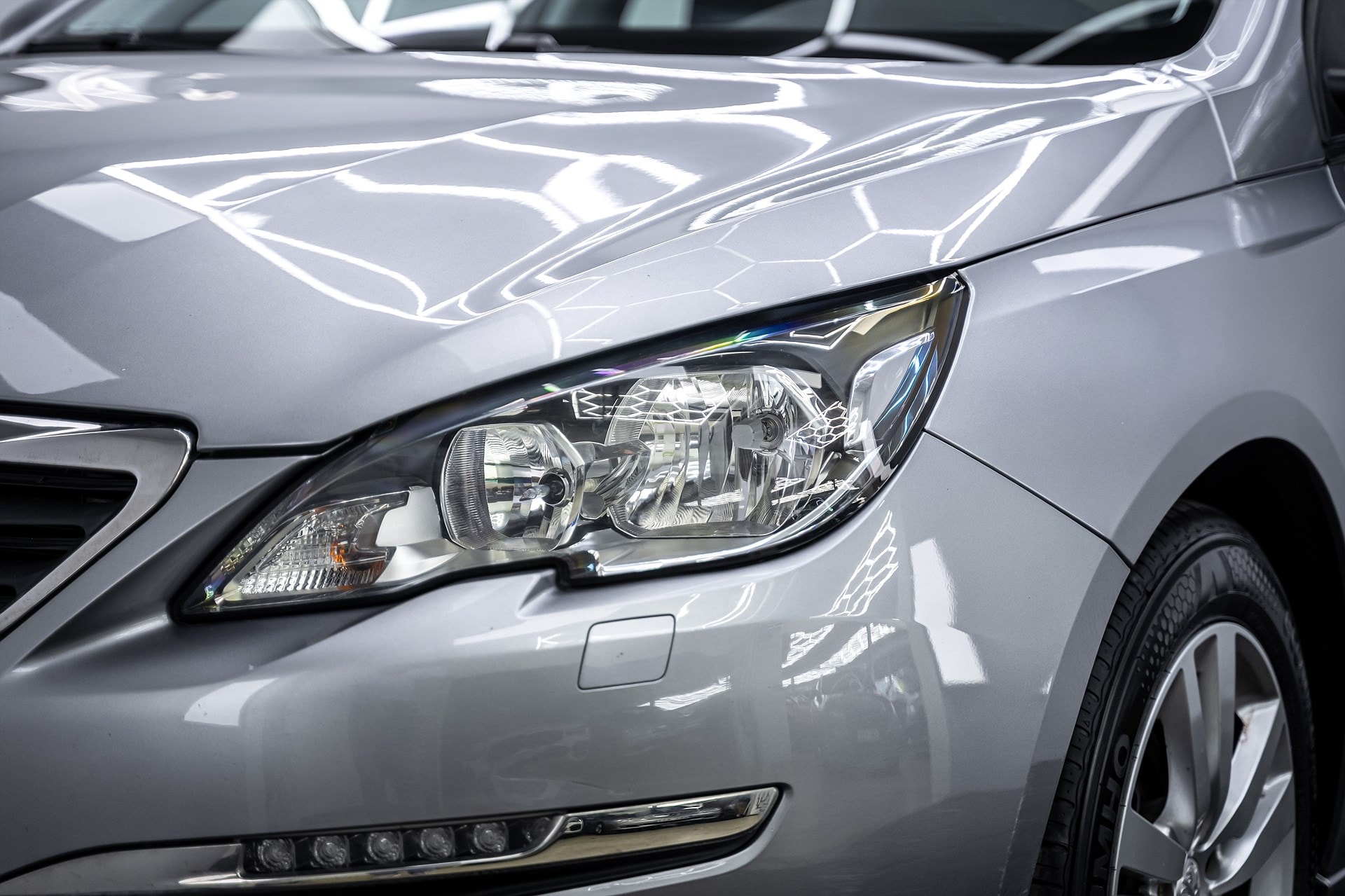 Peugeot 308 - bild 3