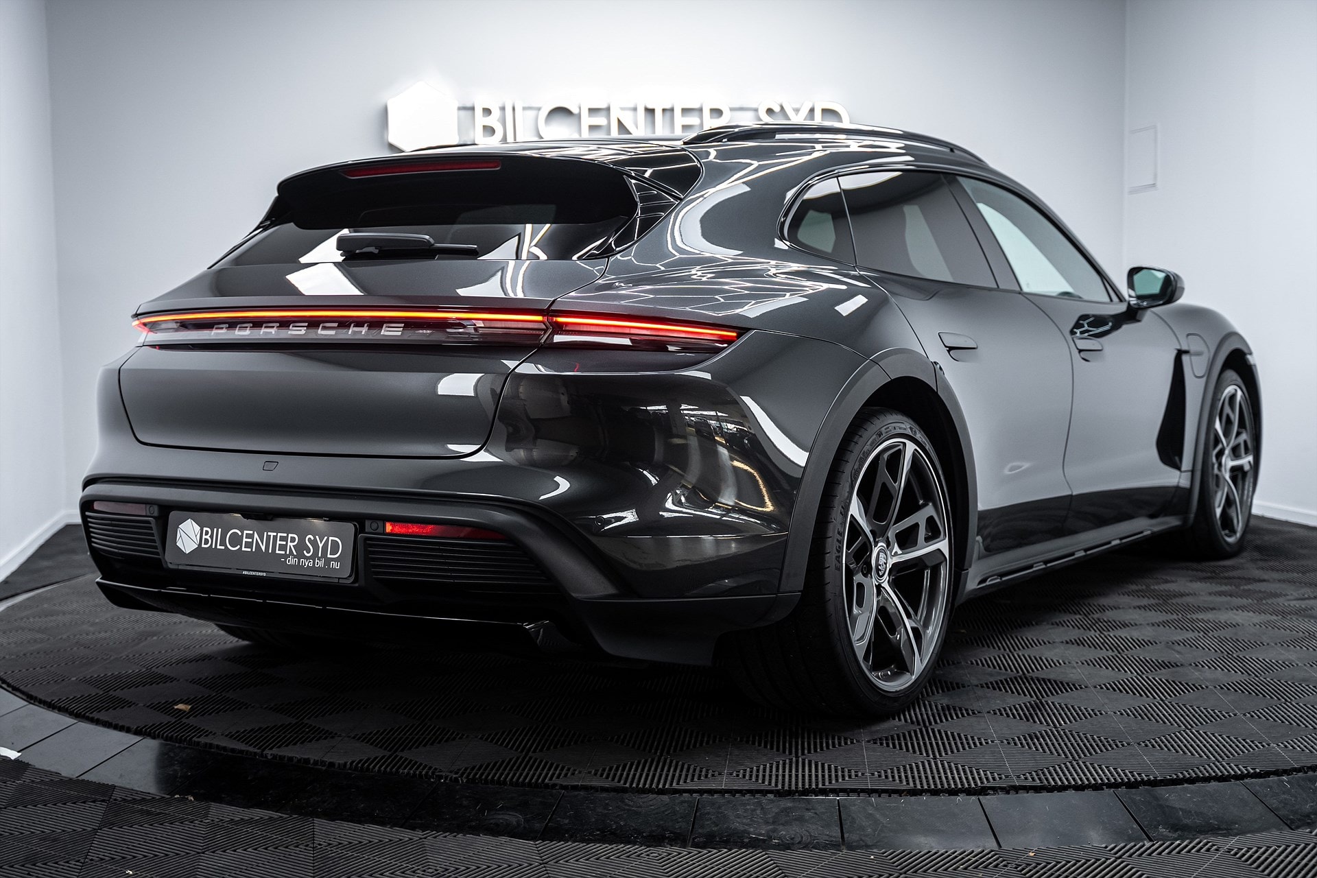 Porsche Taycan - bild 7