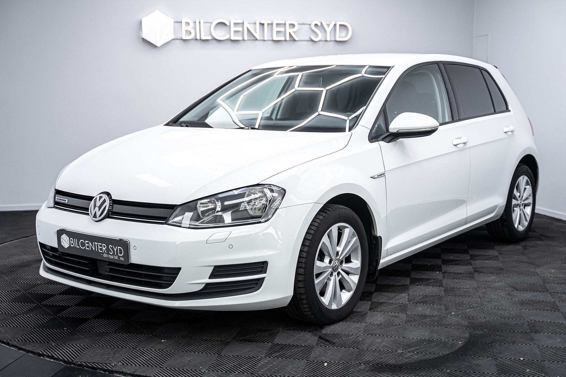 Volkswagen Golf - bild 1