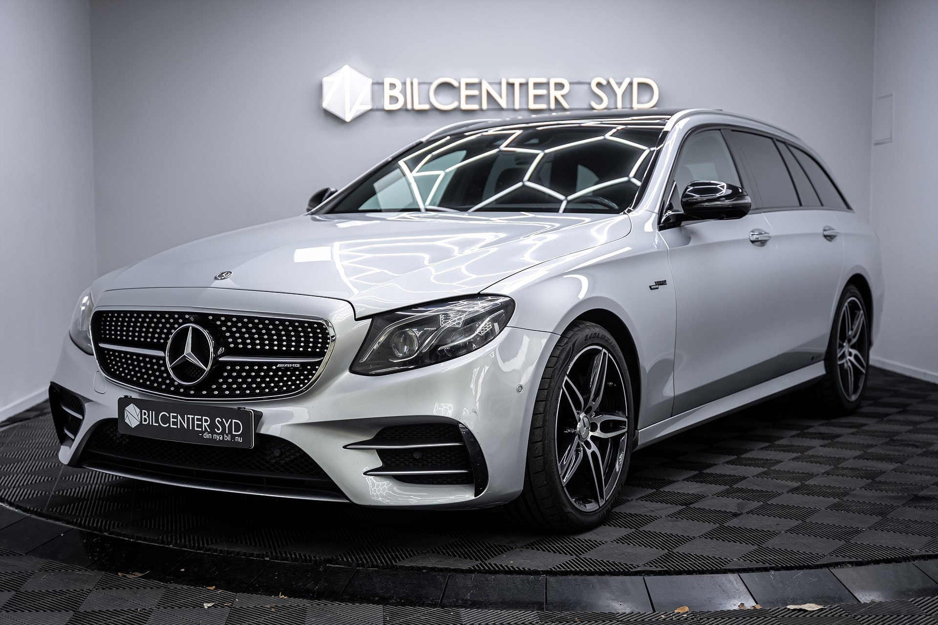 Mercedes-Benz E-Klass - bild 1