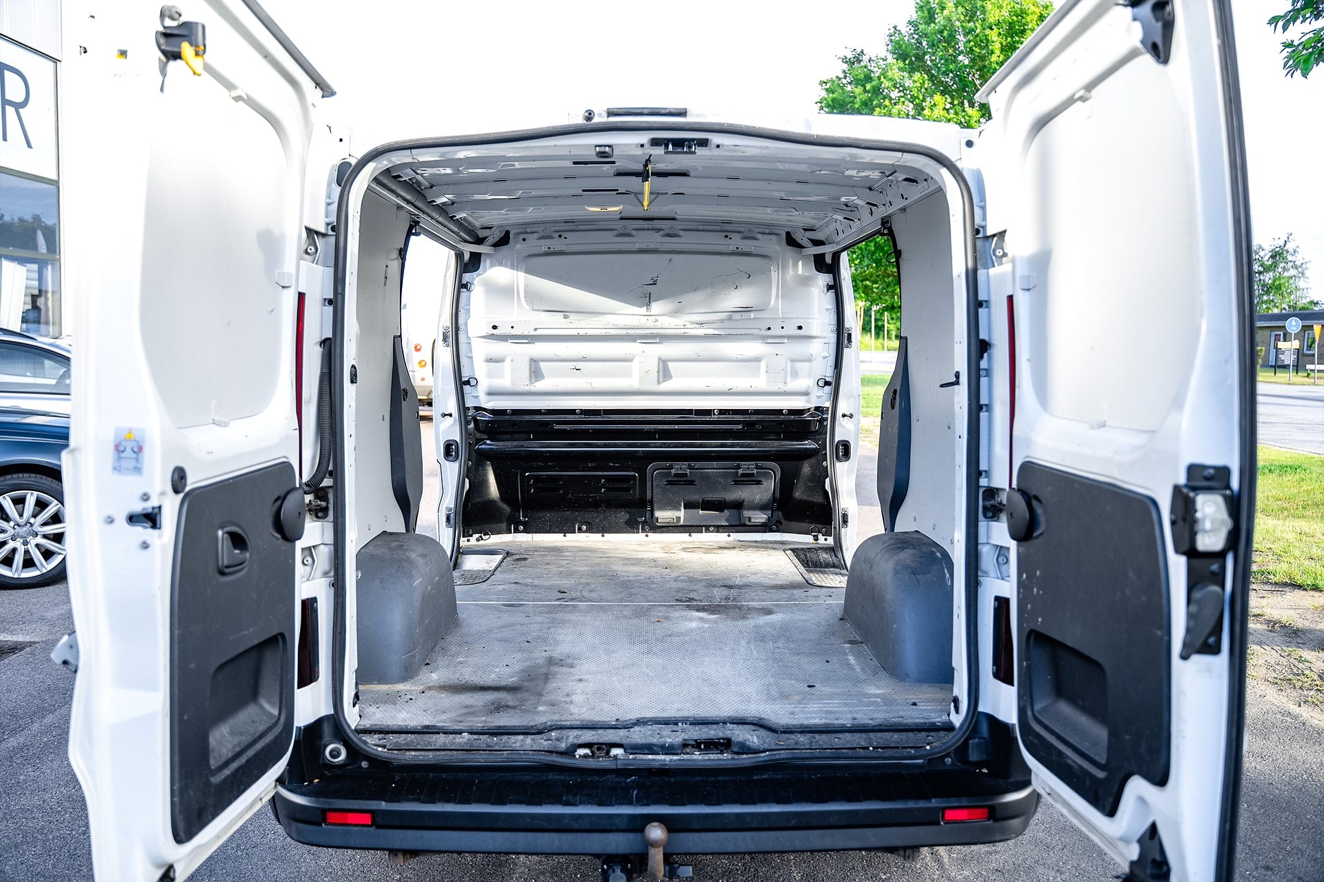 Nissan NV300 - bild 15