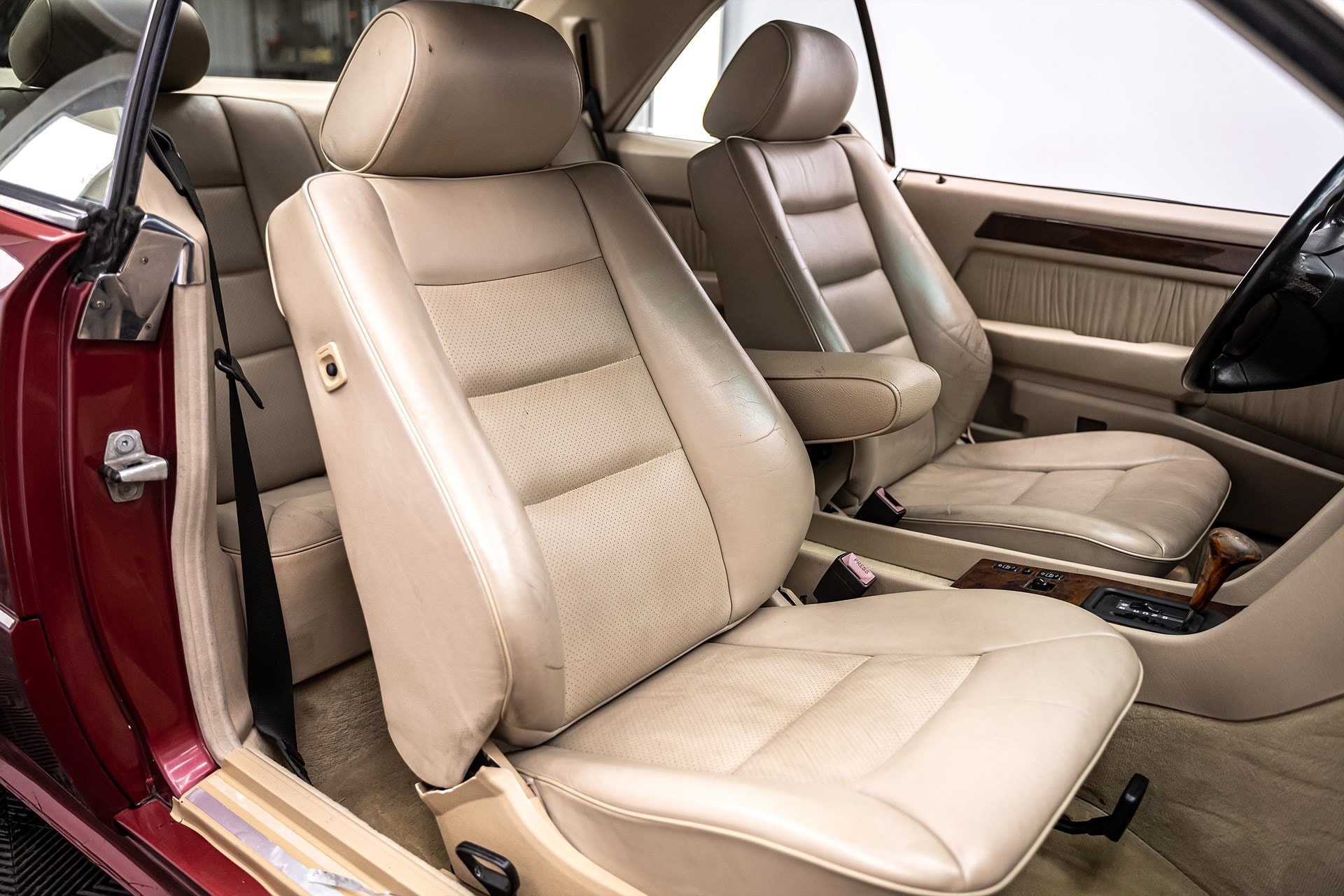Mercedes-Benz E-Klass - bild 26