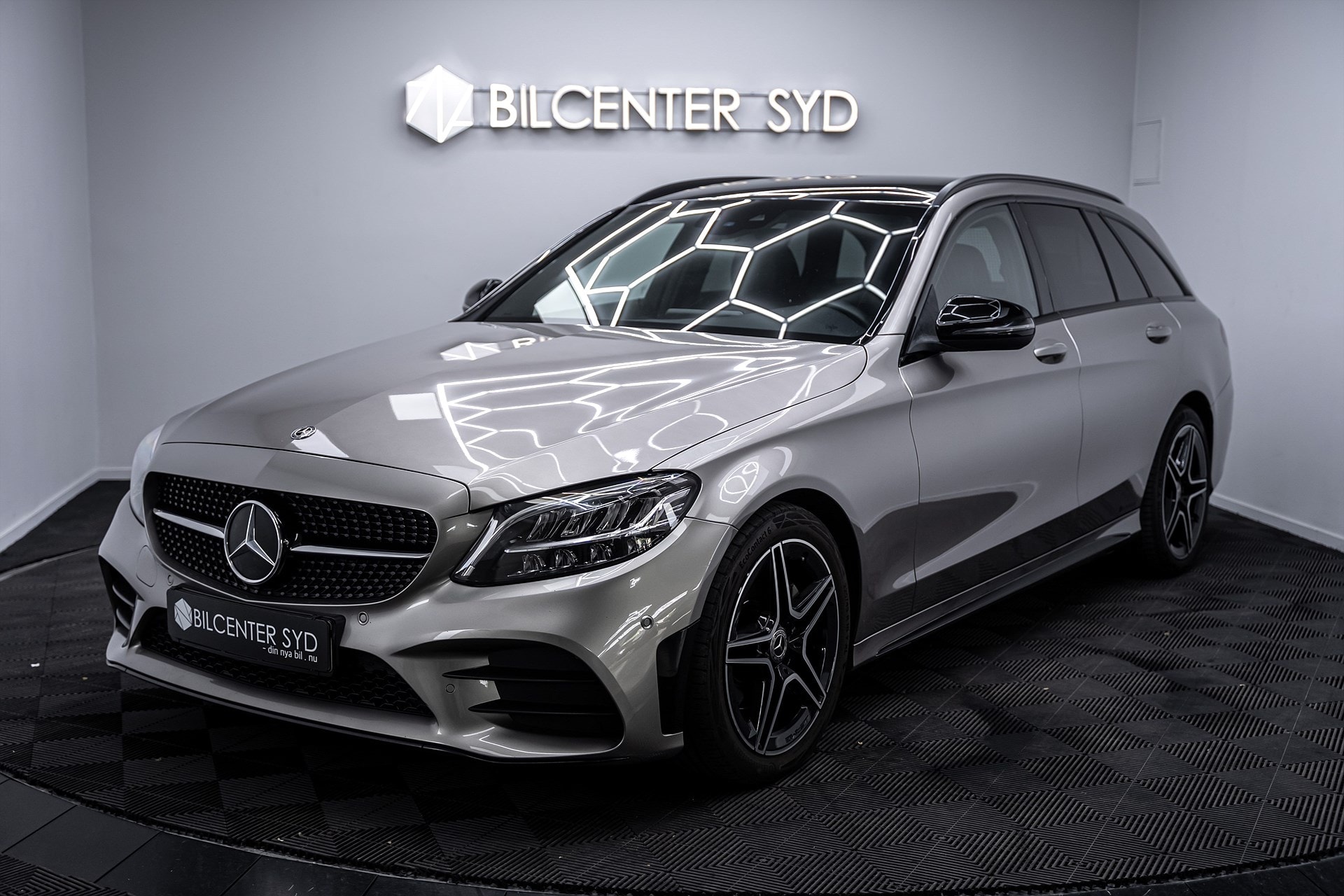 Mercedes-Benz C220 - bild 1