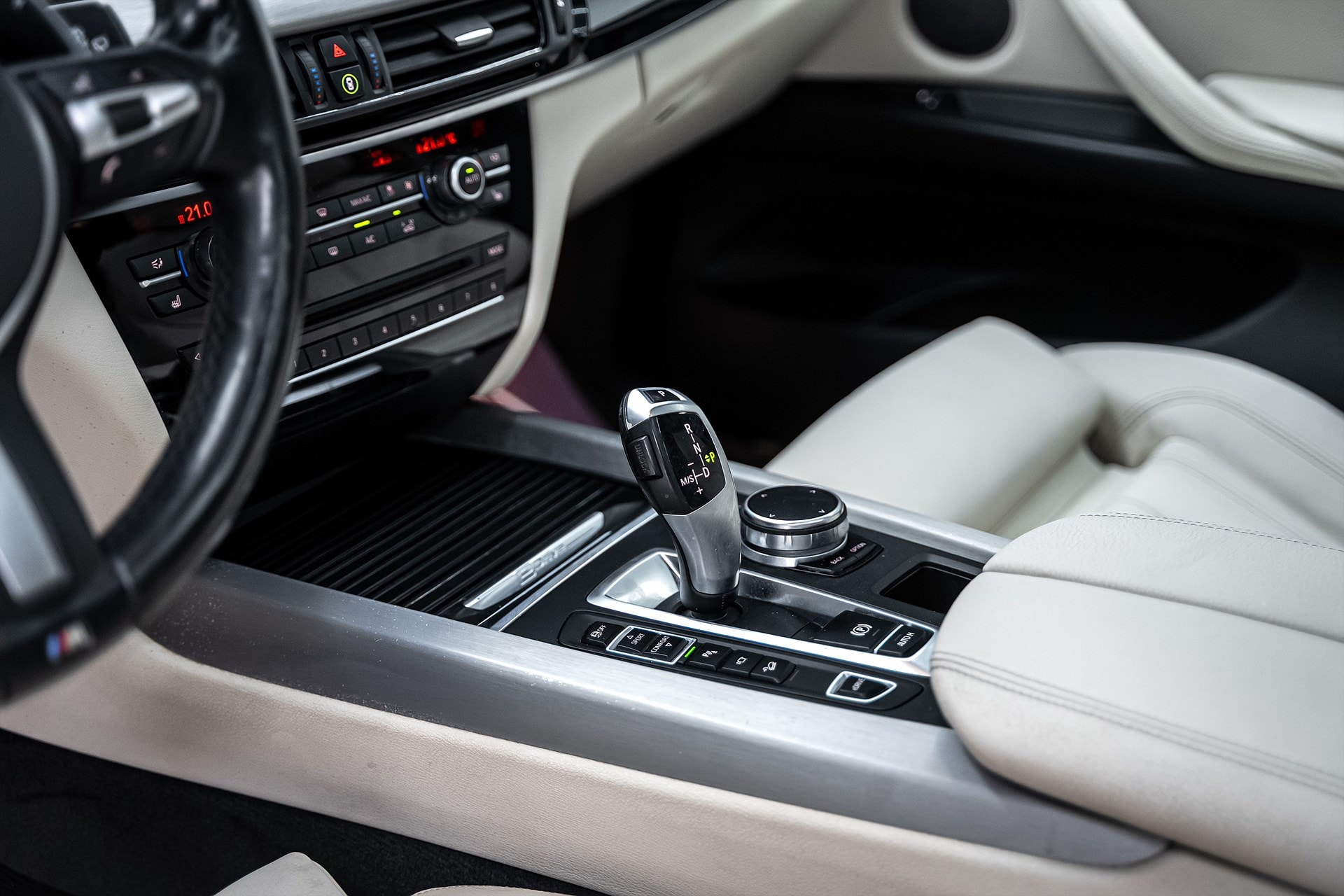BMW X5 - bild 17